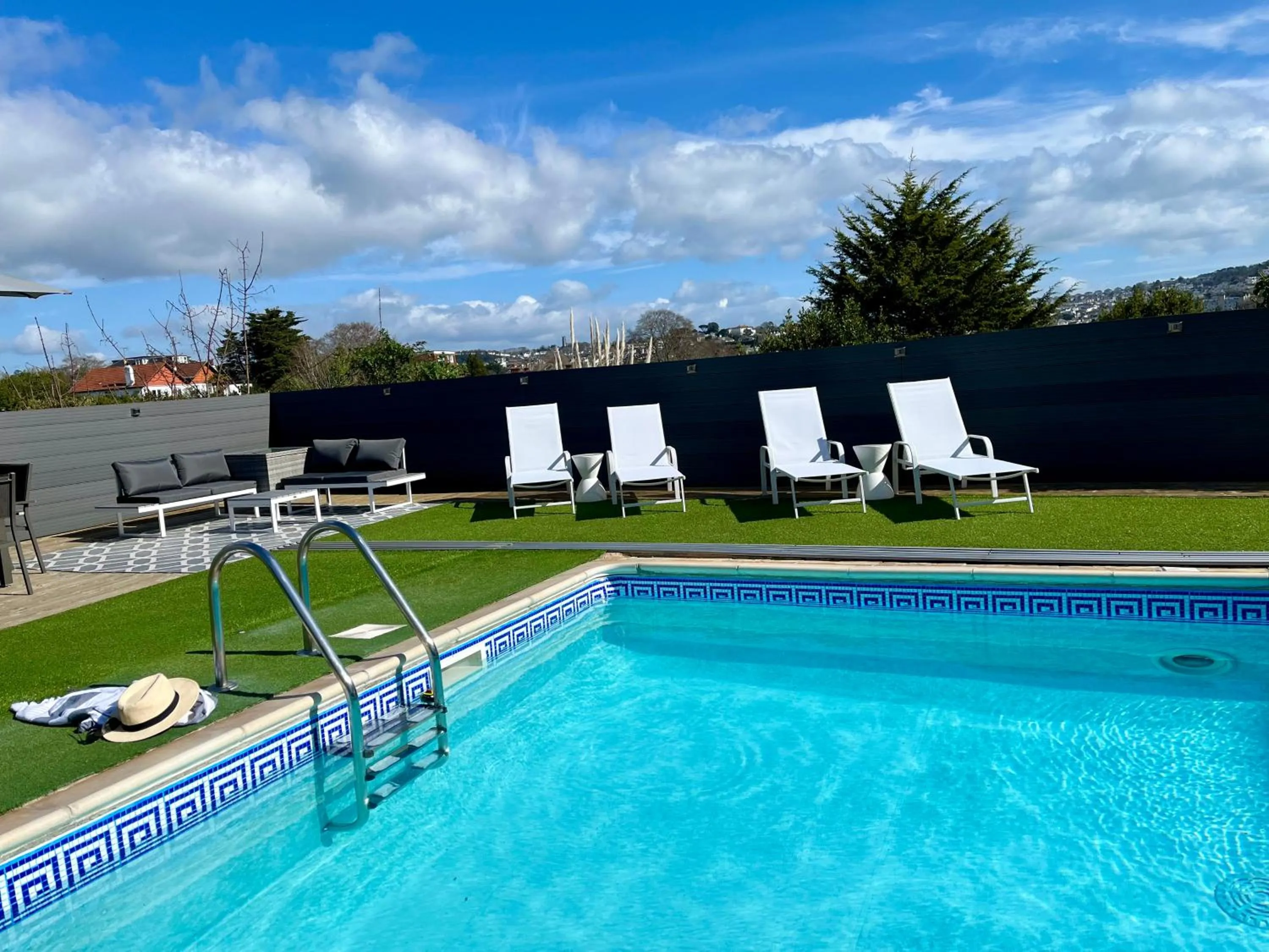 Property building in Atlantis Holiday Apartments