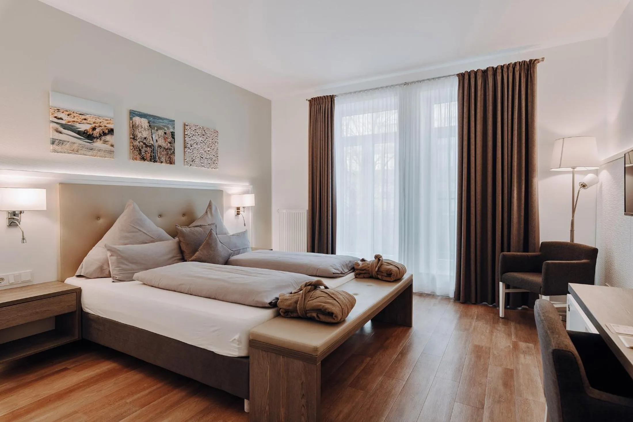 Photo of the whole room, Bed in Hotel Inselhof Borkum