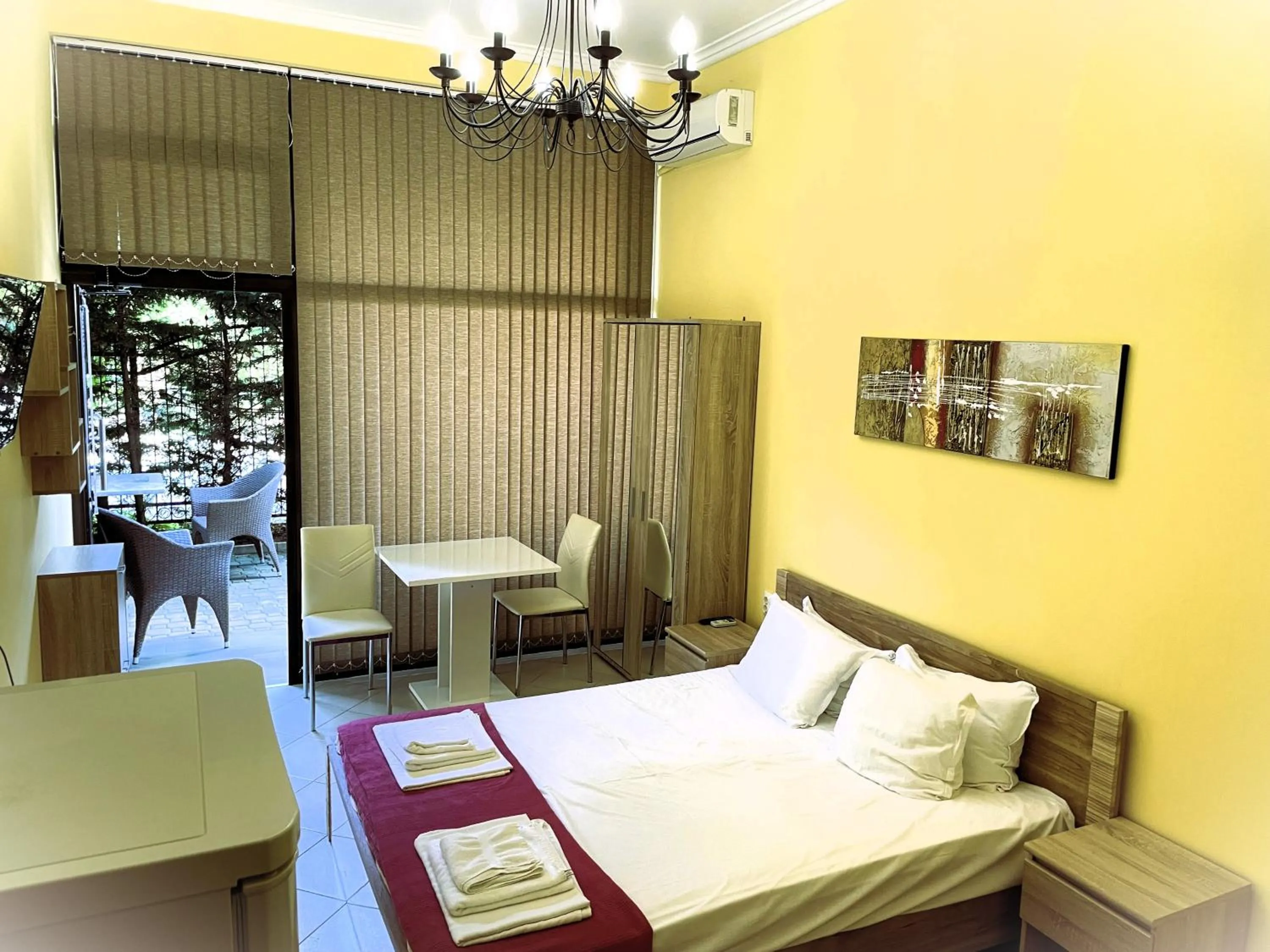 Bed in Stamopolu Lux ground floor