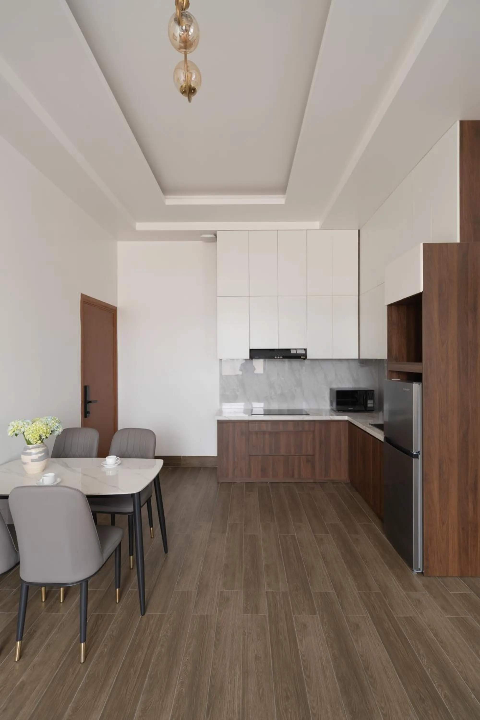 Kitchen or kitchenette in Anteaus Hotel Đà Lạt