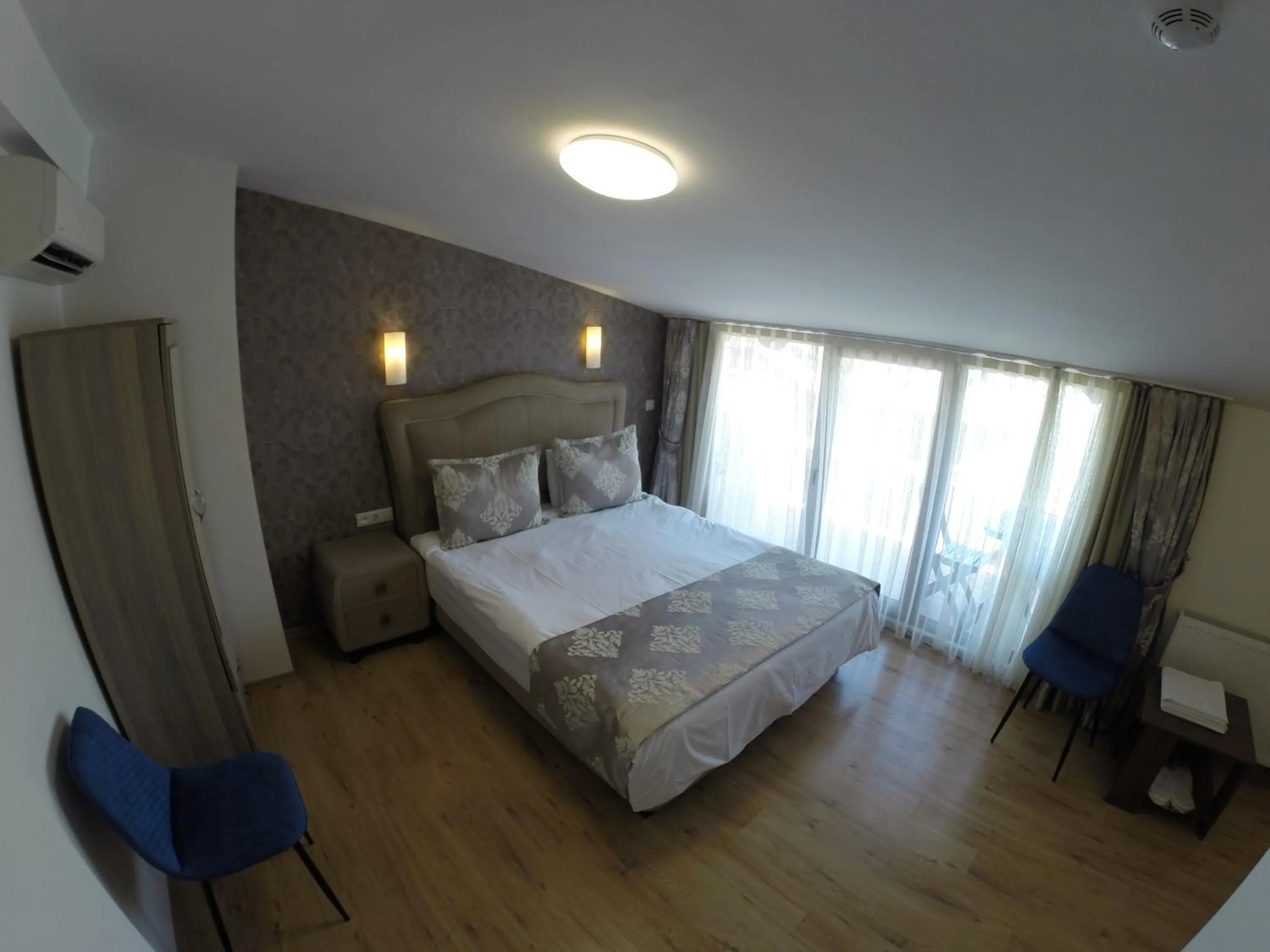 Decorative detail, Bed in Meydan Suites