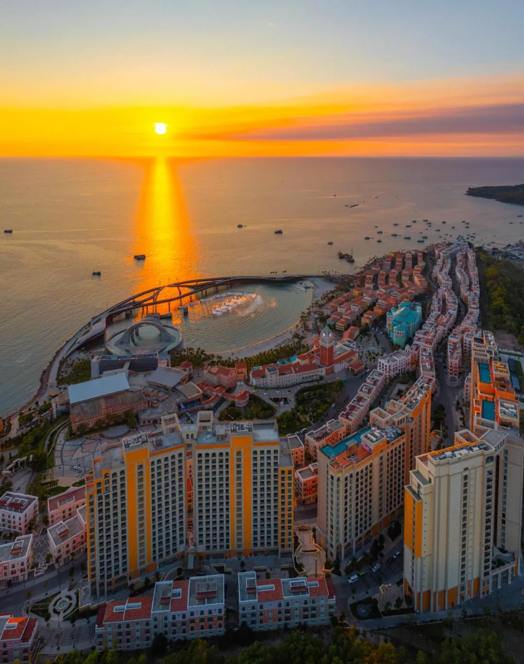 Nearby landmark in Tiamo Hotel