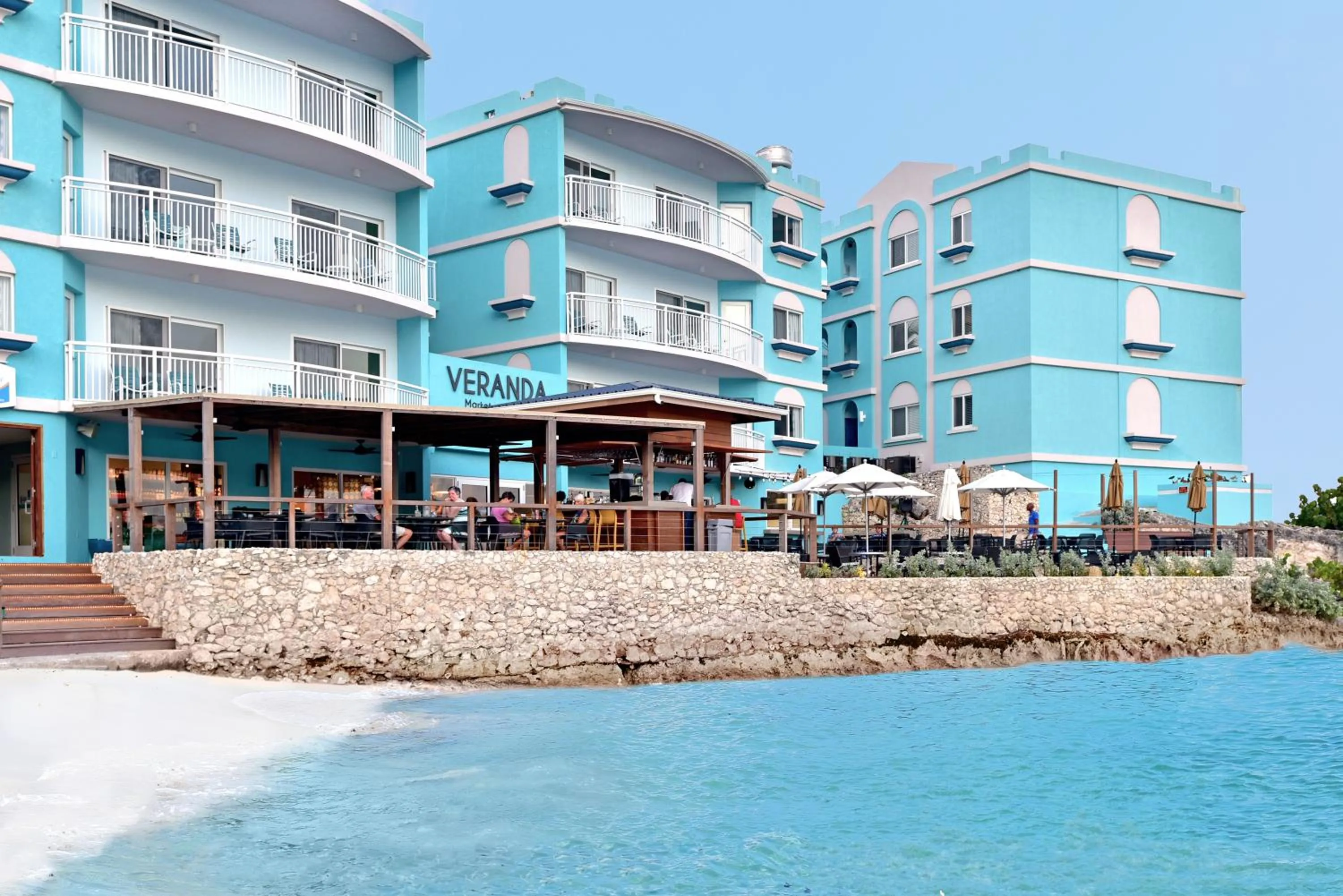 Restaurant/places to eat in Oyster Bay Beach Resort