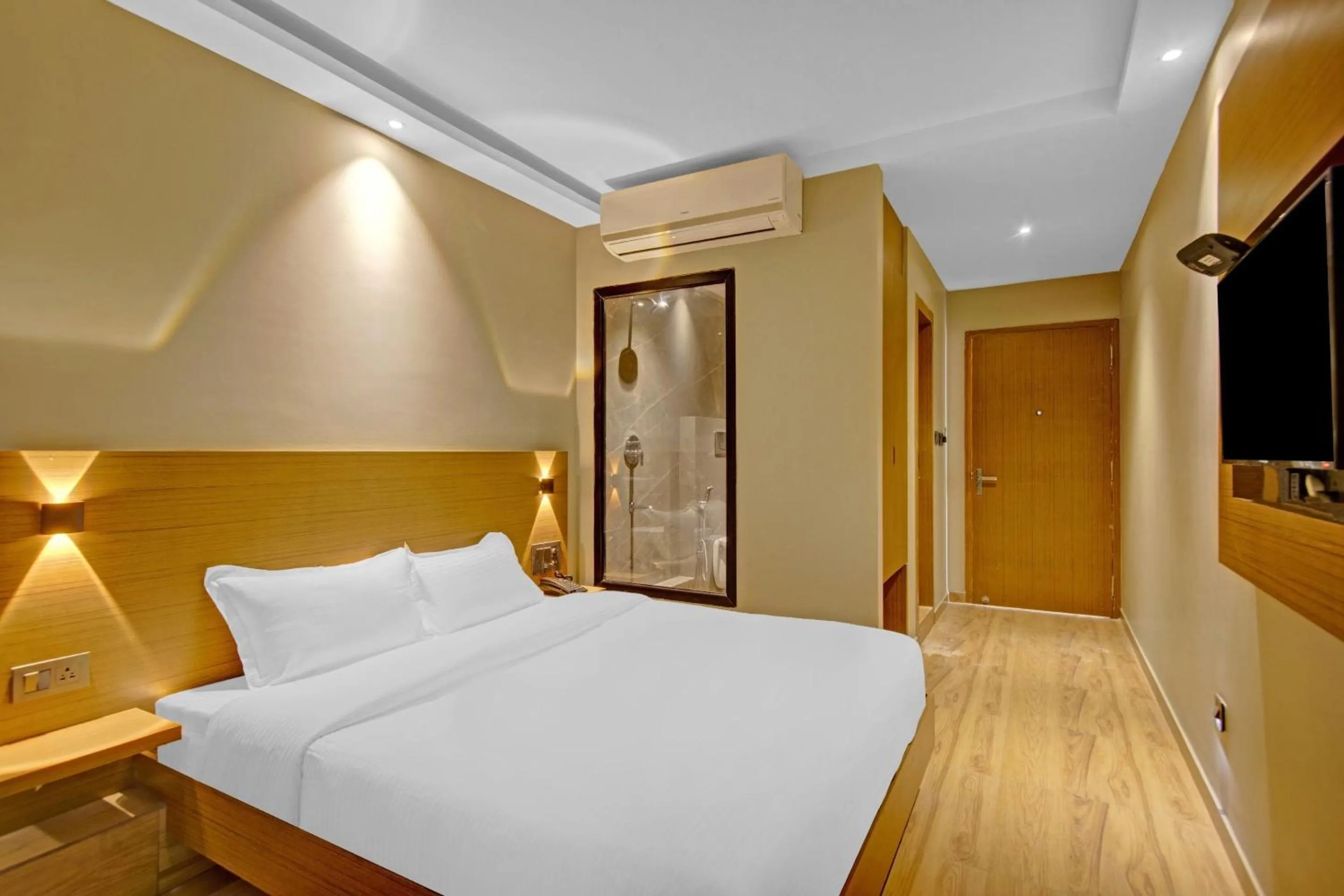 Photo of the whole room in Capital O Penthouse