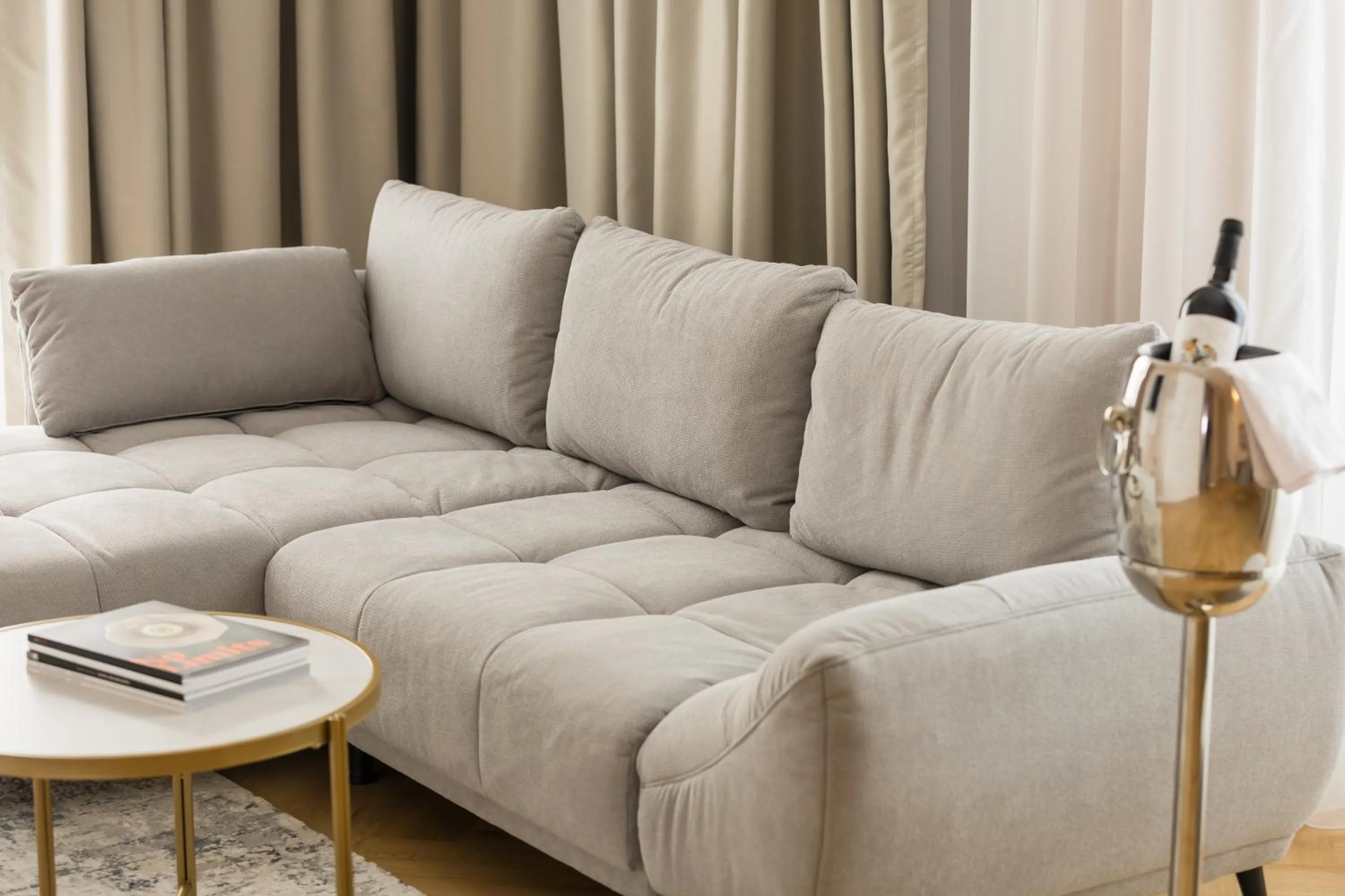 Living room in Le Blanc Cotroceni Hotel