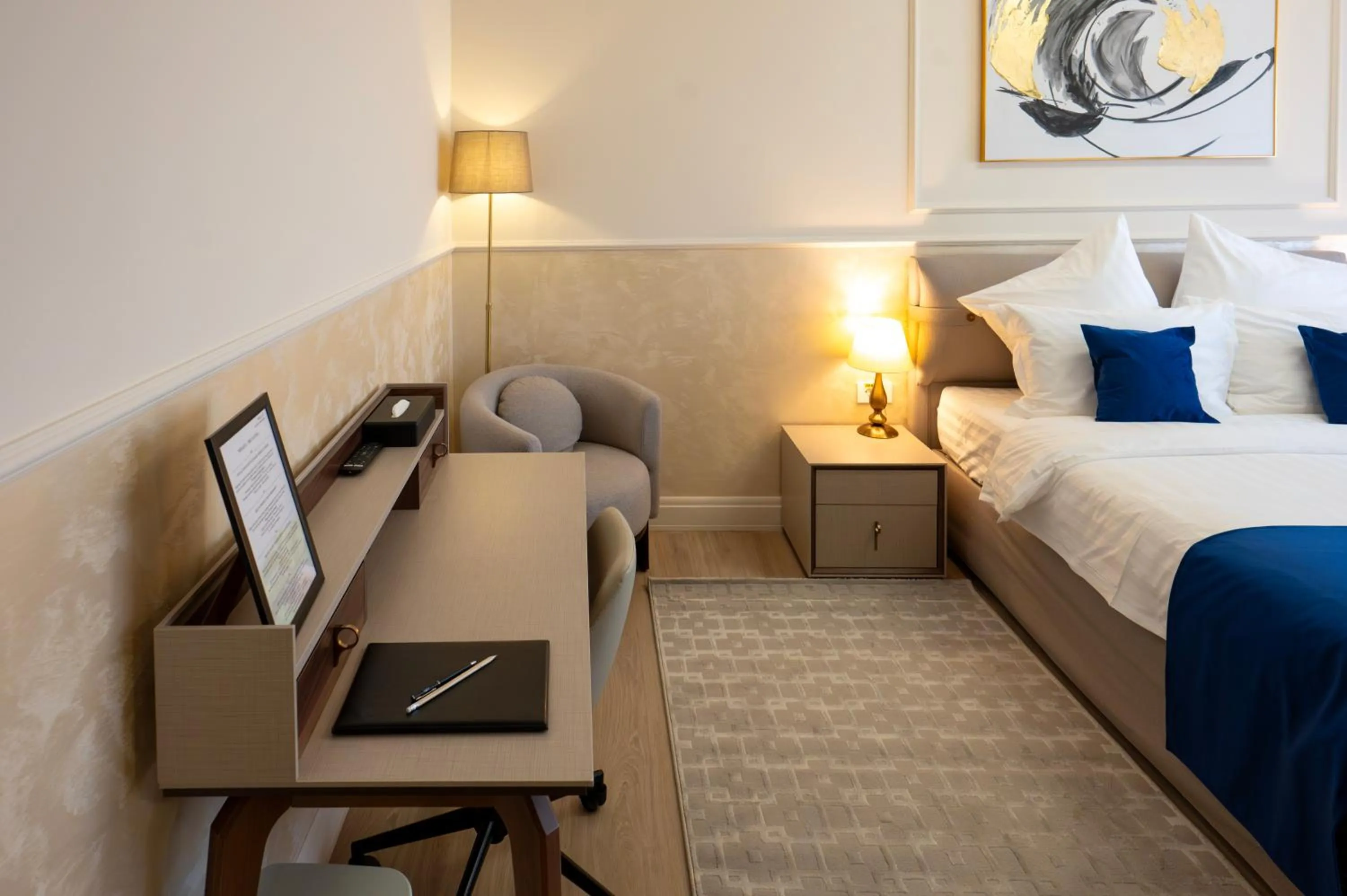 Bedroom, Bed in Le Blanc Cotroceni Hotel