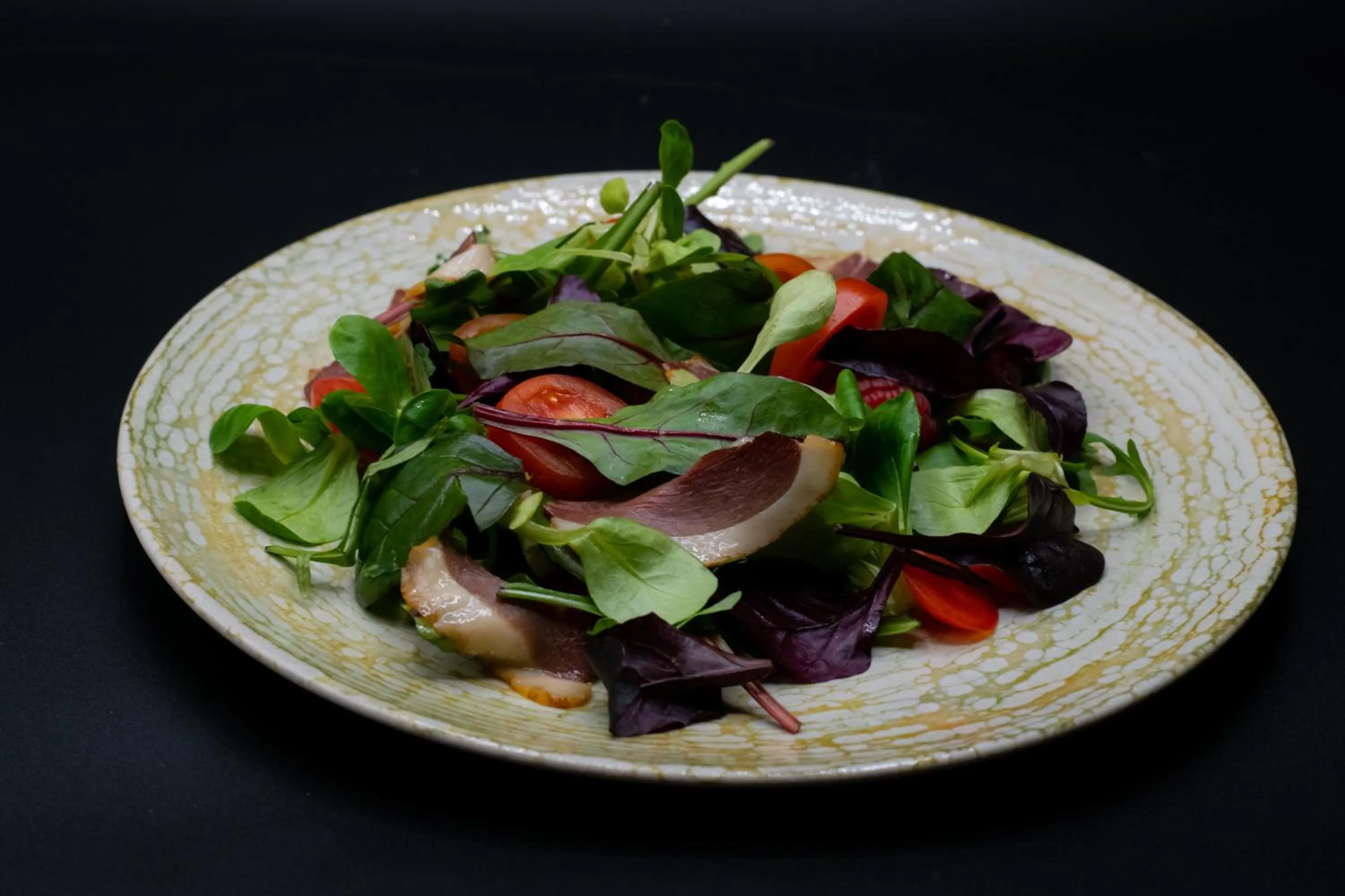 Restaurant/places to eat in Le Blanc Cotroceni Hotel