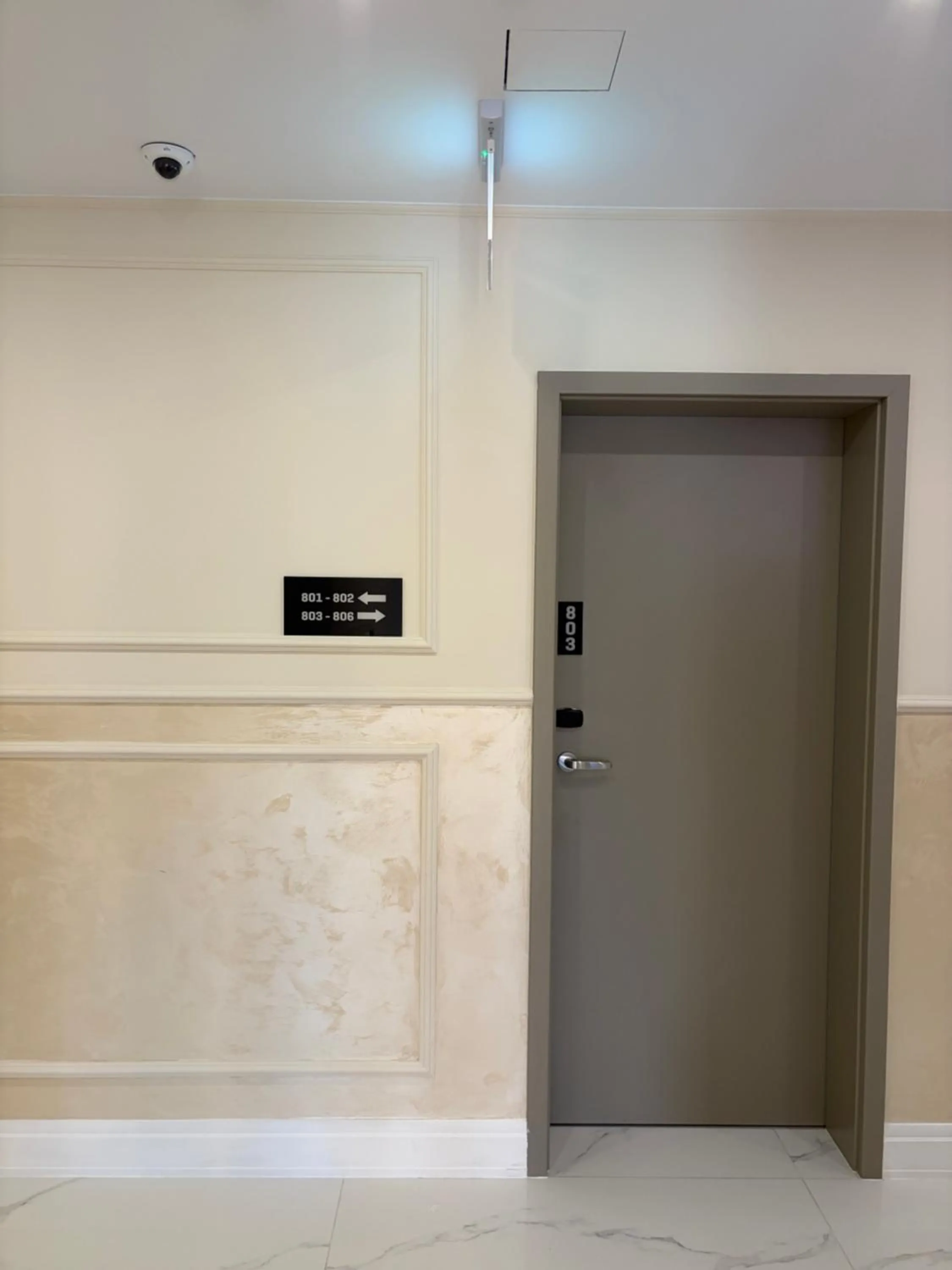 elevator in Le Blanc Cotroceni Hotel