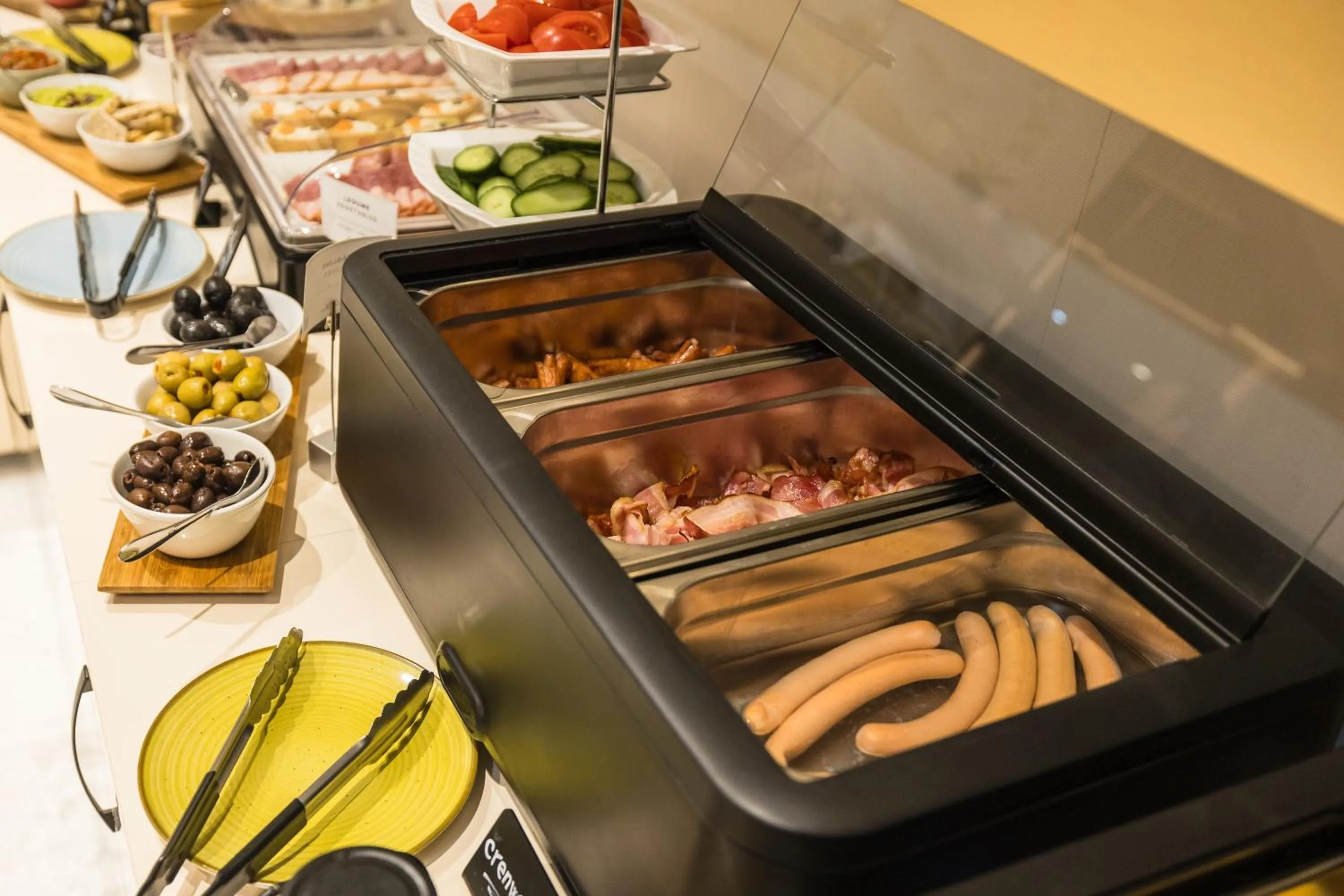 Breakfast in Le Blanc Cotroceni Hotel