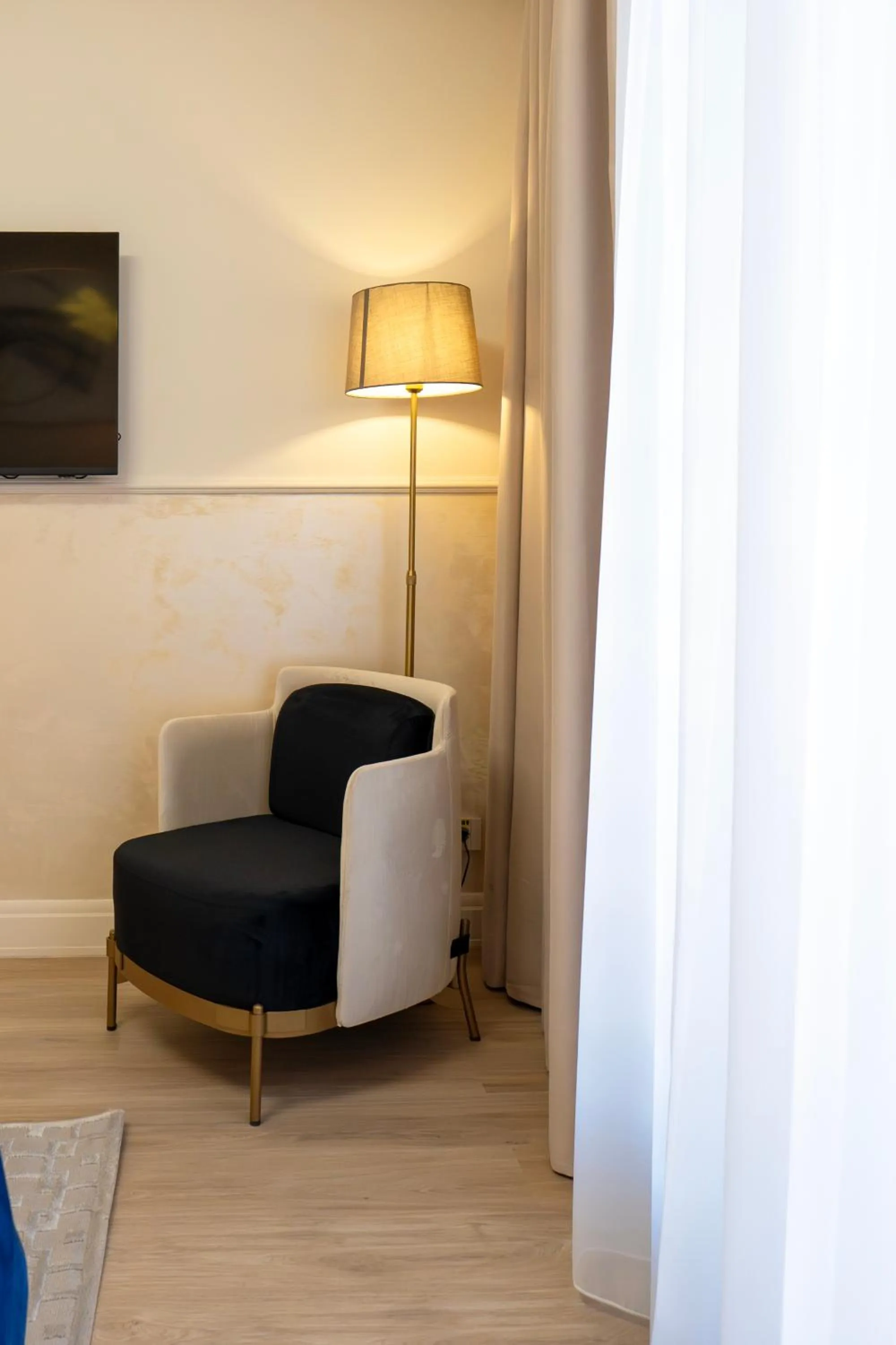 Seating area in Le Blanc Cotroceni Hotel