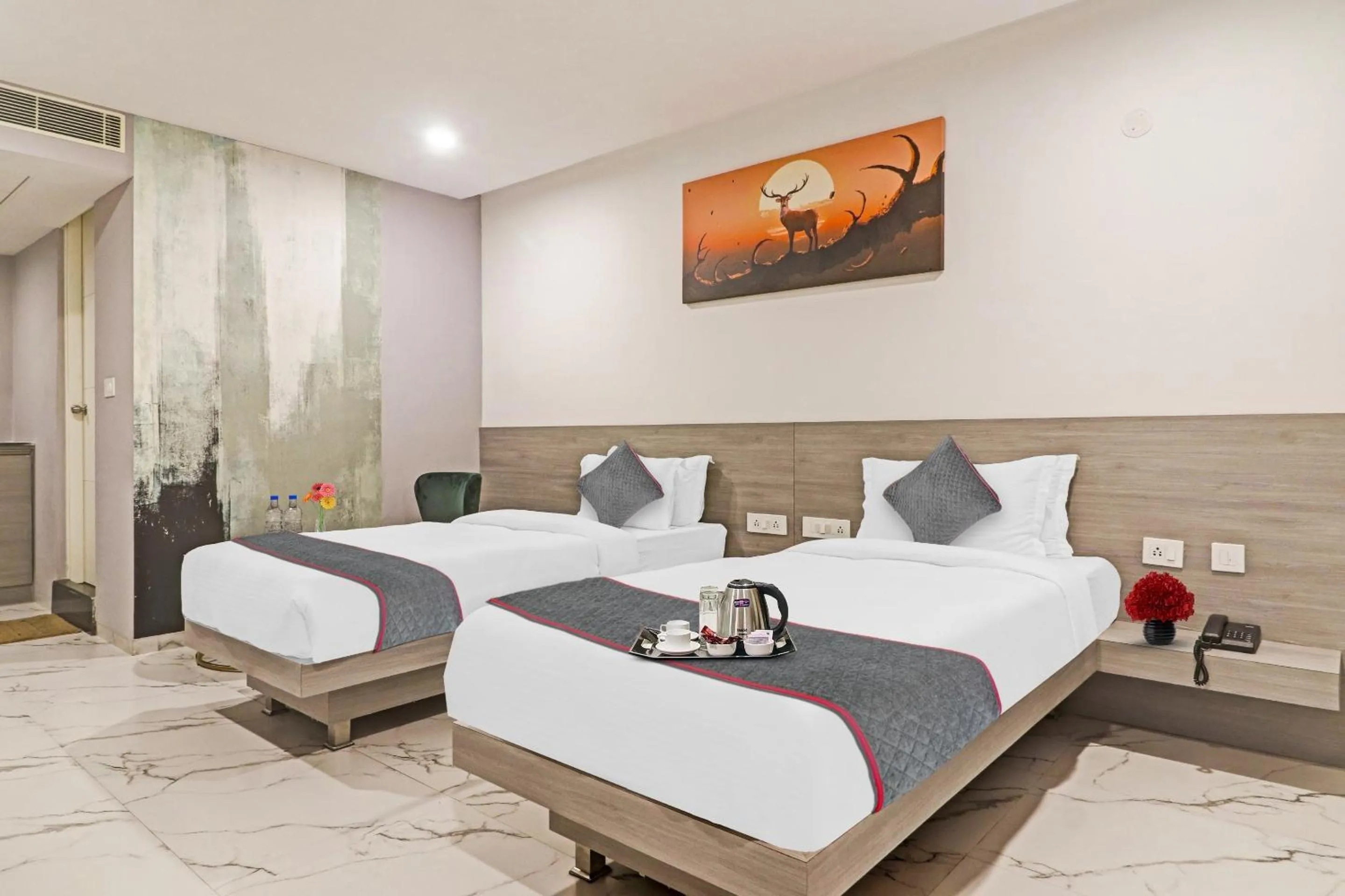 Bedroom, Bed in Super Hotel O THE FERN SUITES