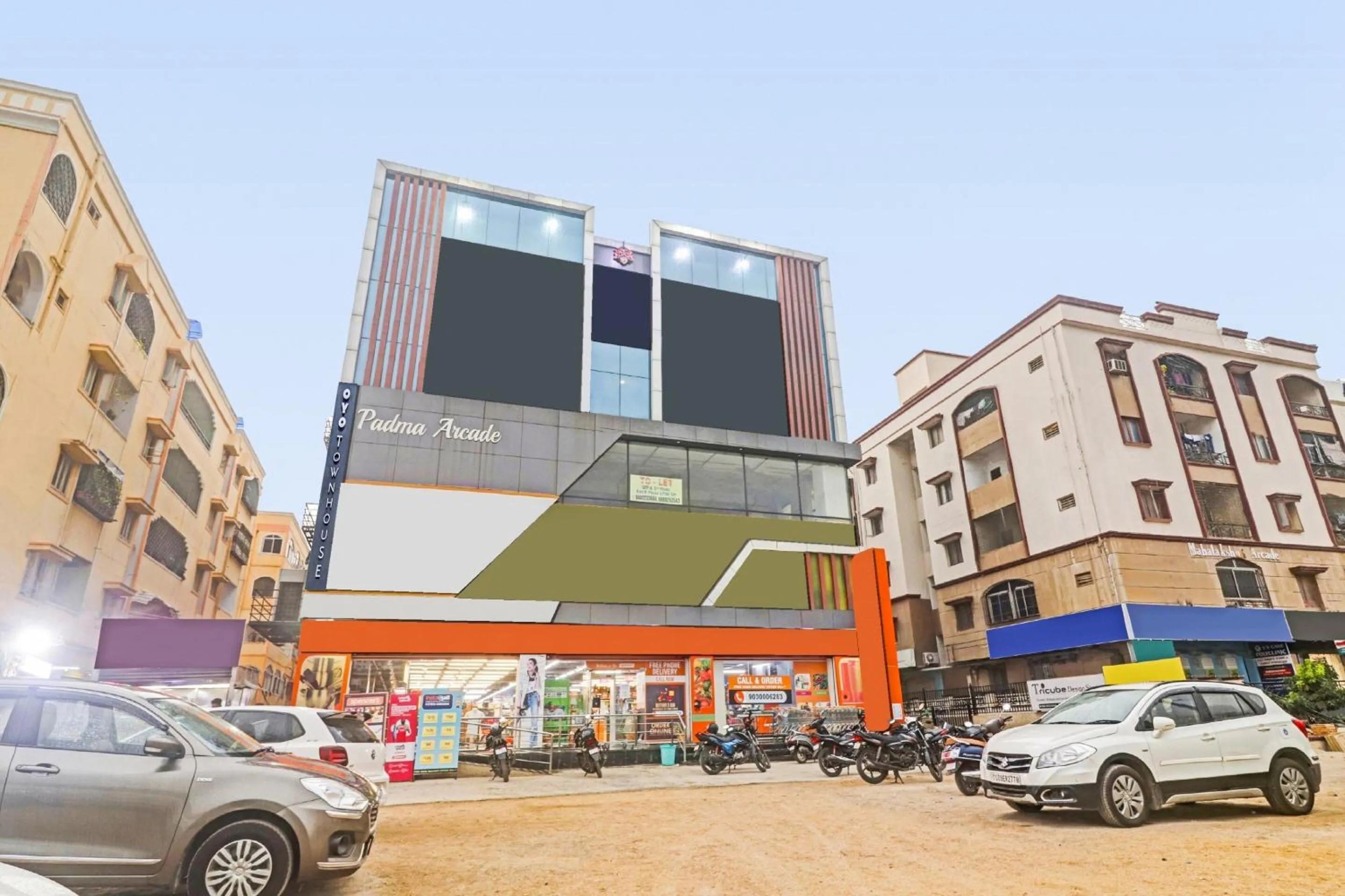 Facade/entrance in Super Hotel O THE FERN SUITES