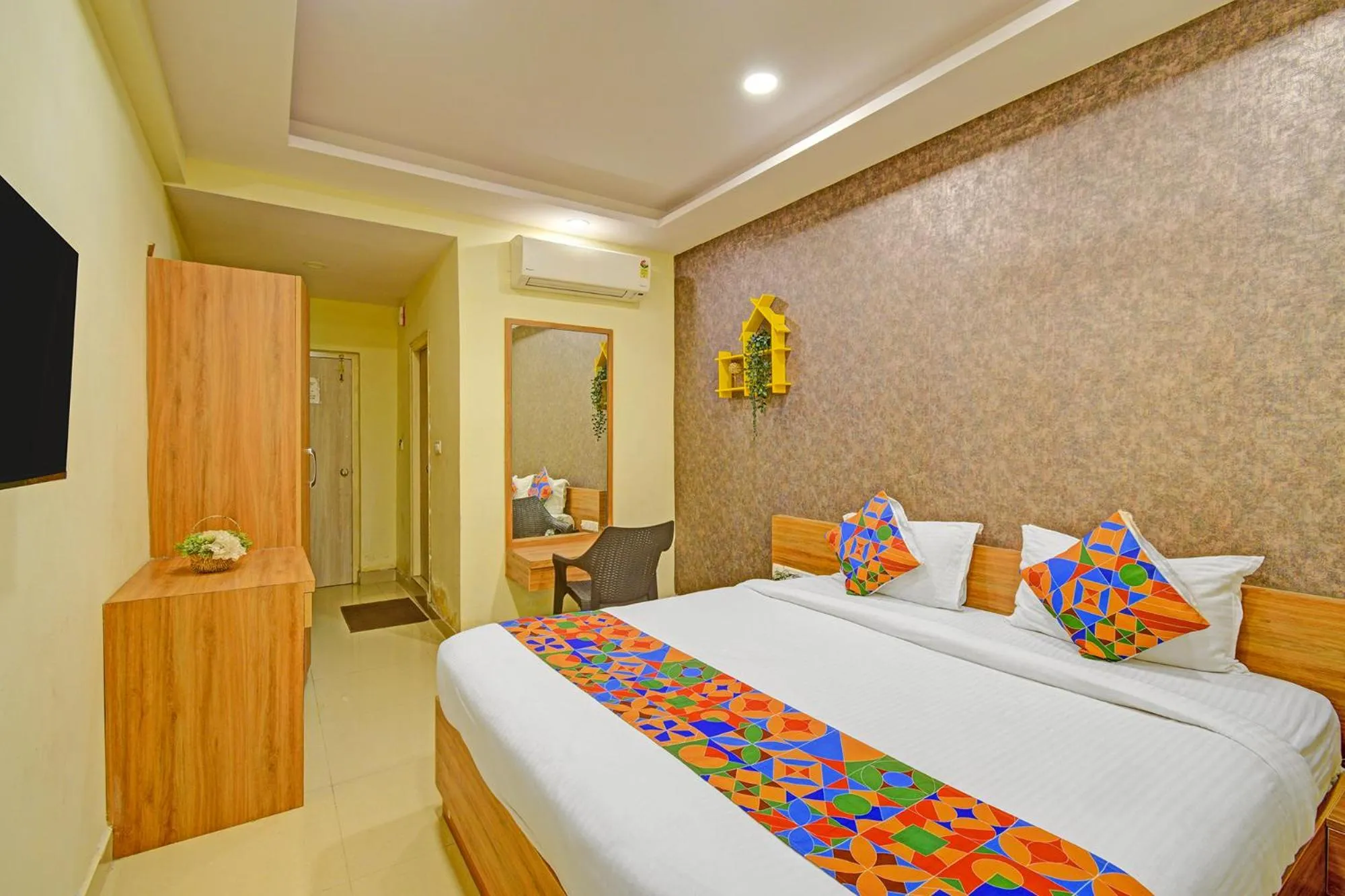Bed in FabHotel Metro - Nr Secunderabad Railway Station