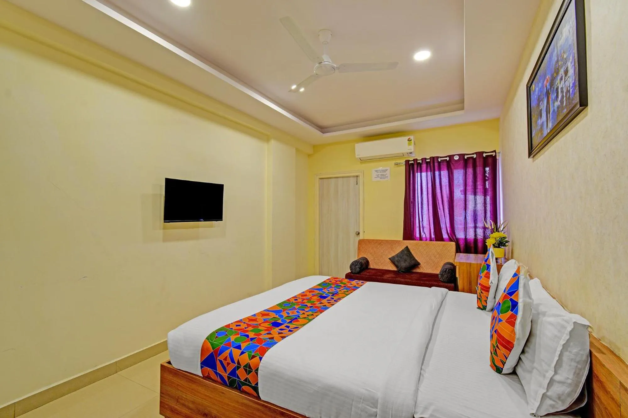 Bed in FabHotel Metro - Nr Secunderabad Railway Station