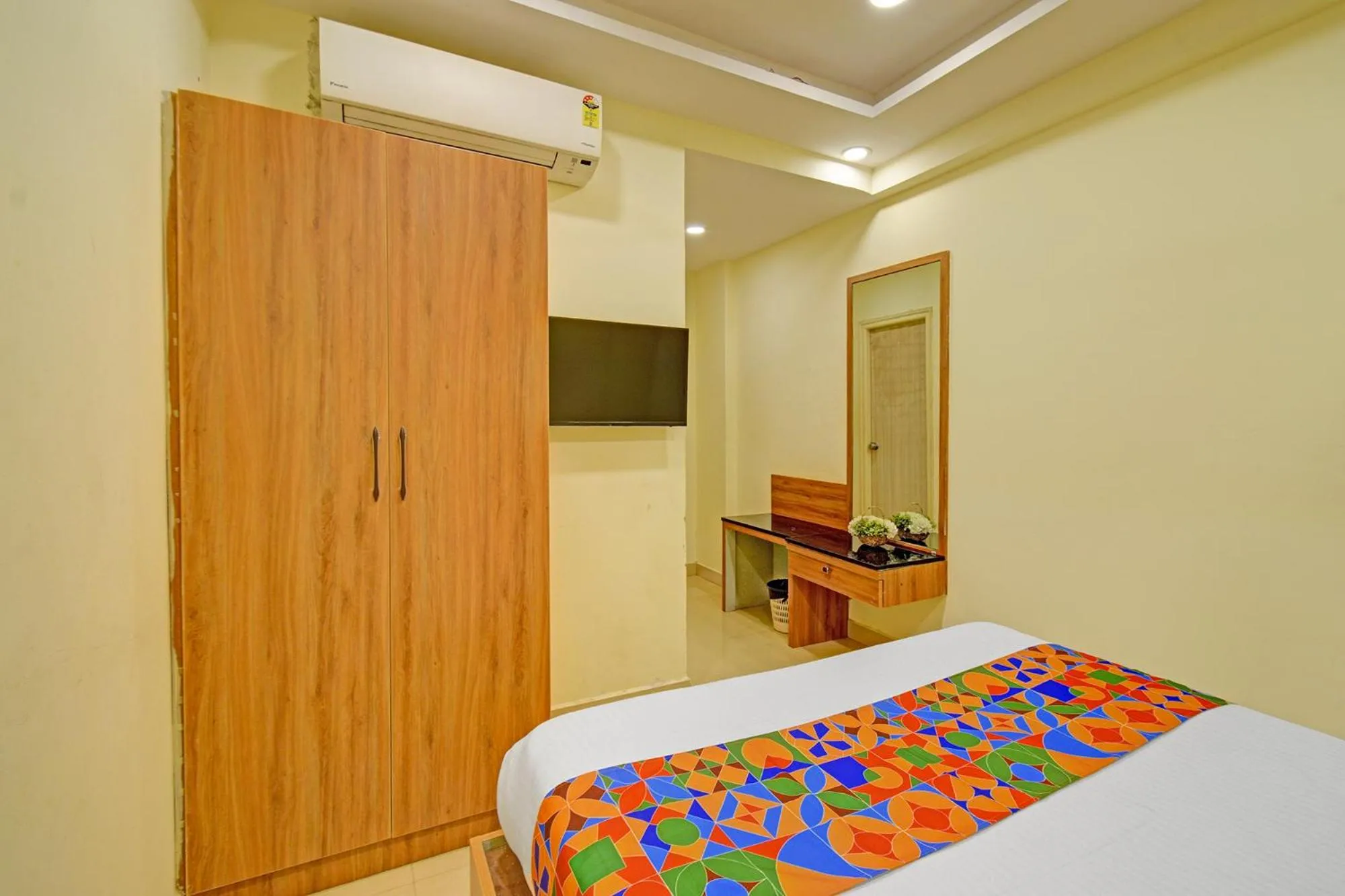 Bed in FabHotel Metro - Nr Secunderabad Railway Station