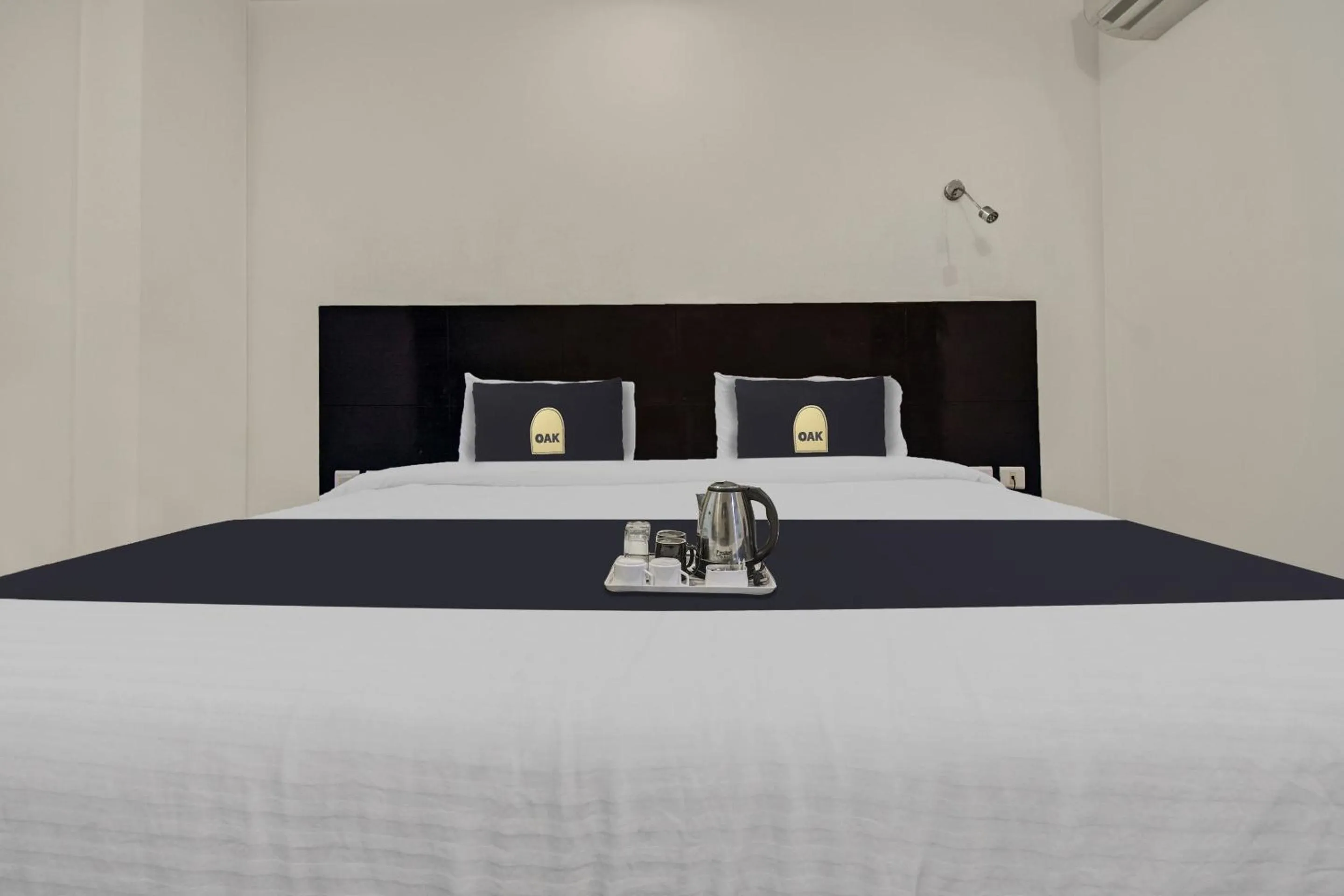 Bedroom, Bed in Townhouse OAK HOTEL Heritage Heights