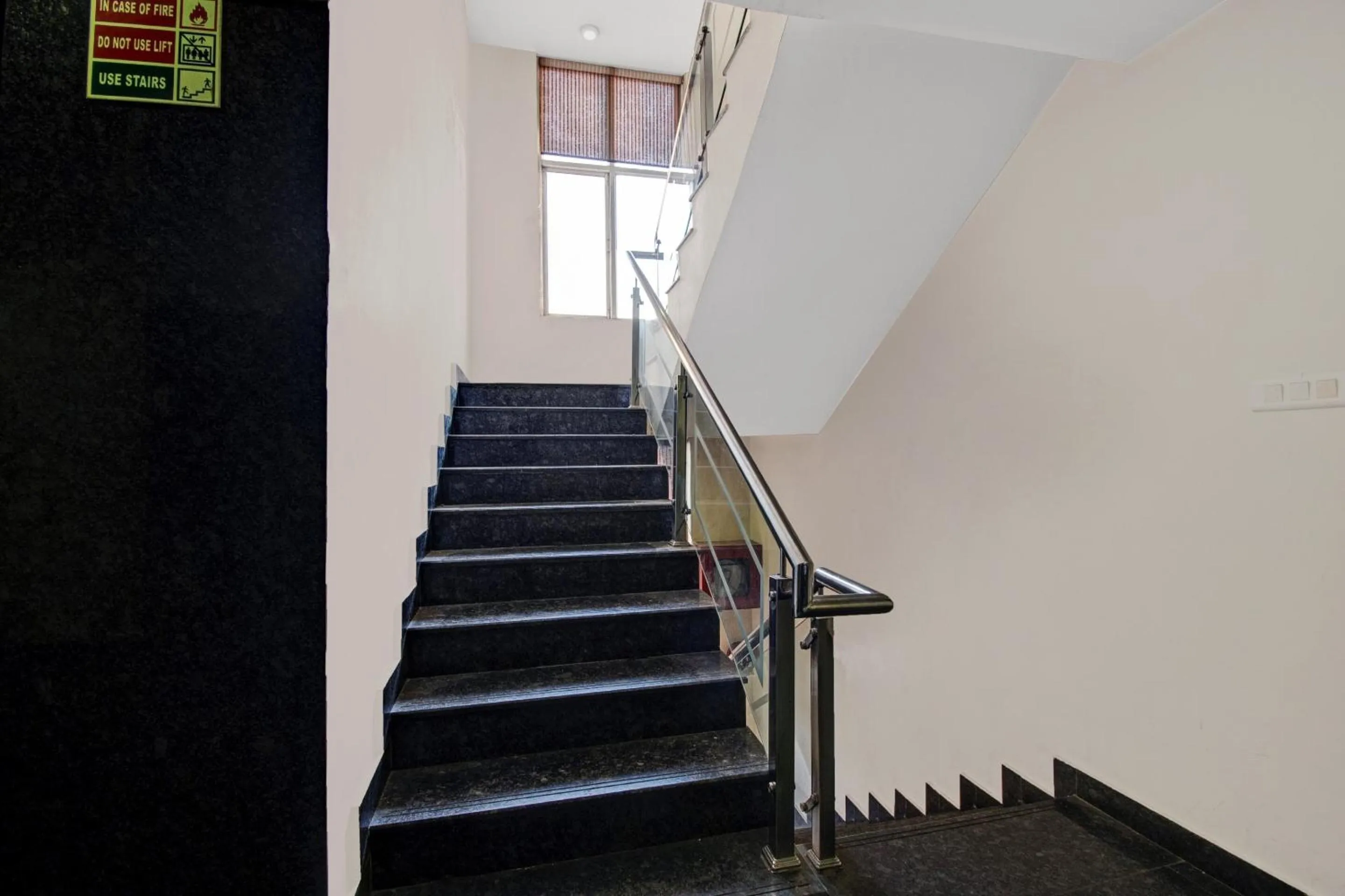 Townhouse OAK HOTEL Heritage Heights