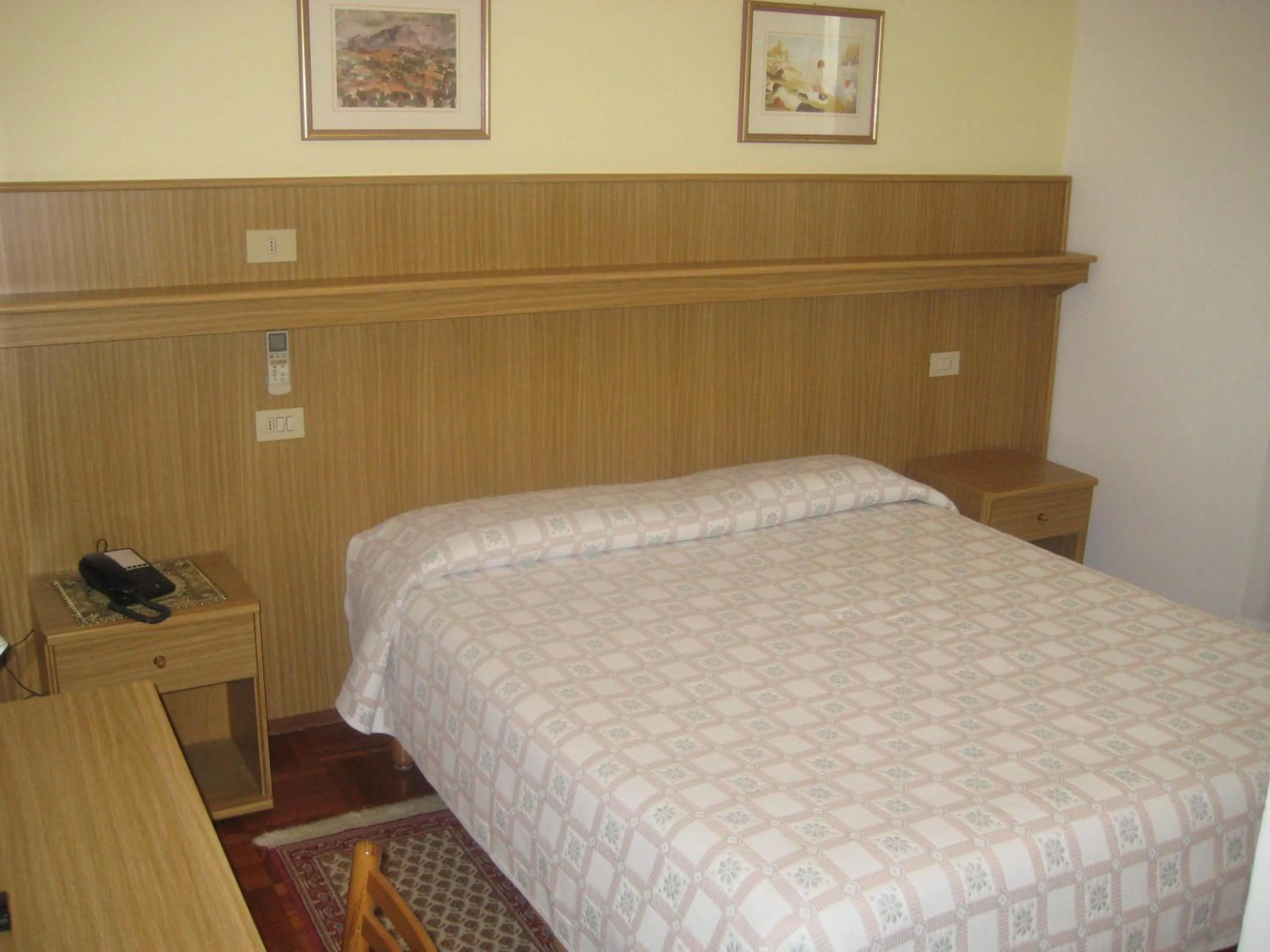 Bed in Hotel Ristorante Dotto