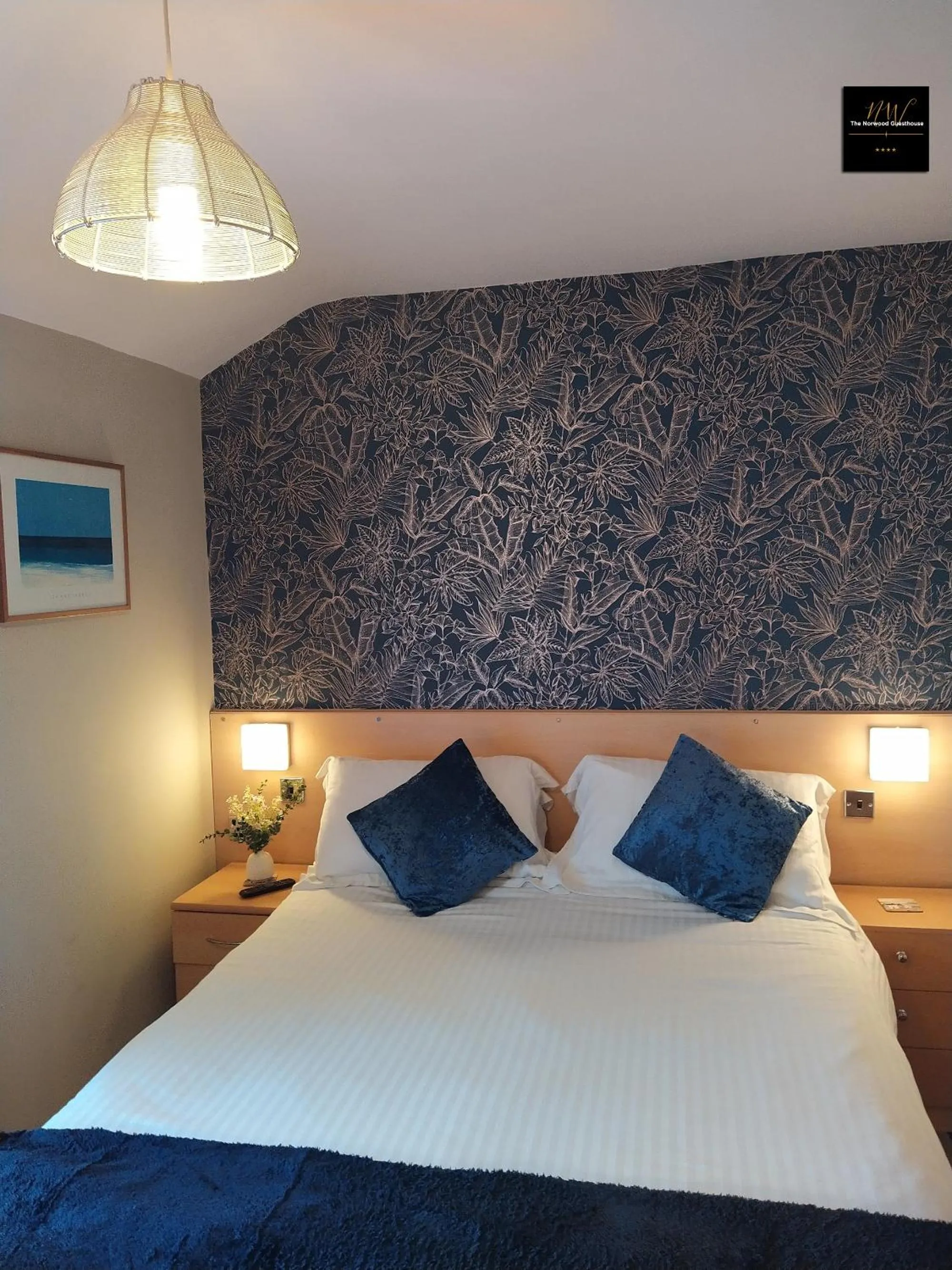 Bedroom, Bed in The Norwood Hotel