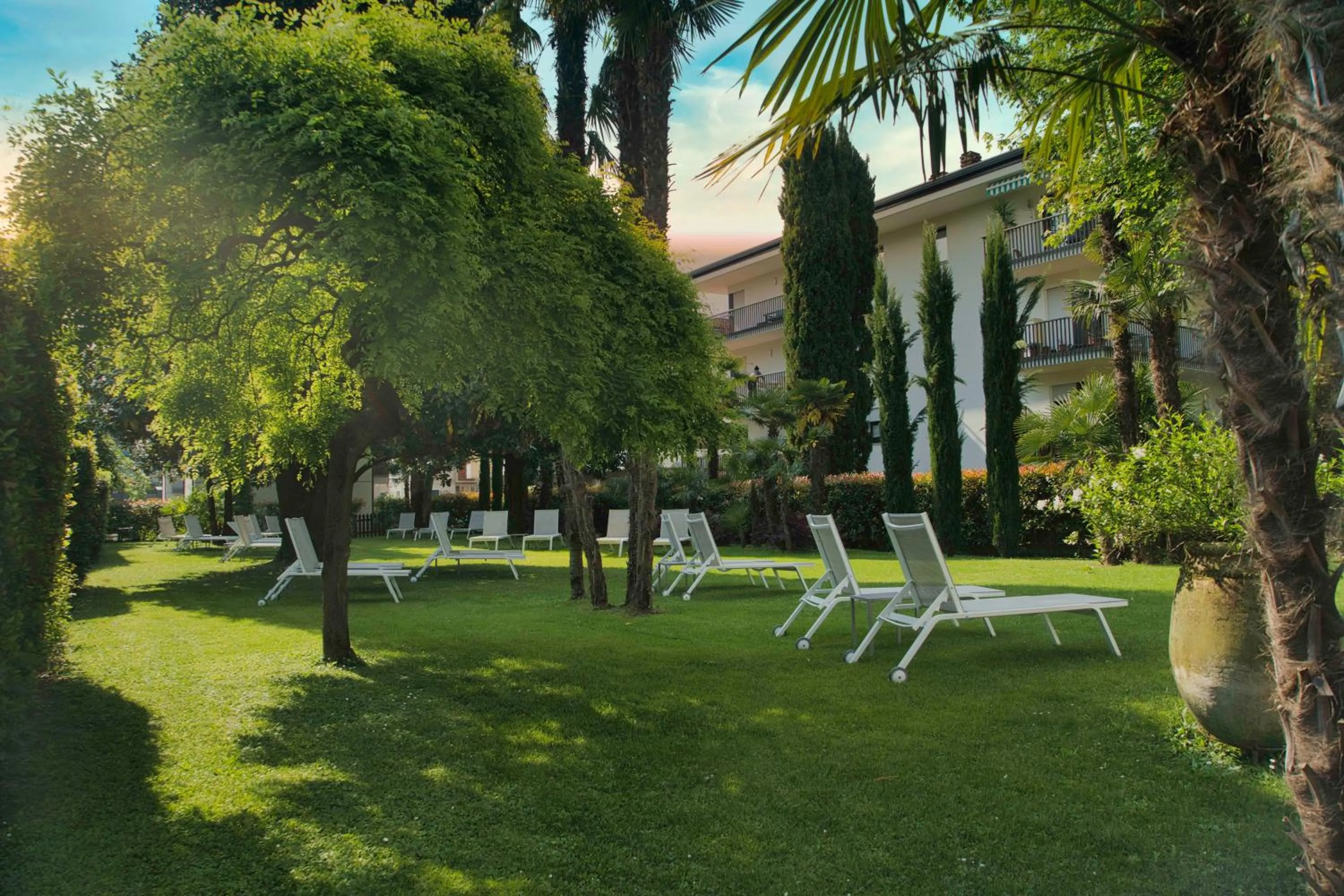 Garden in Villa Nicolli Romantic Spa Resort - Adults Only