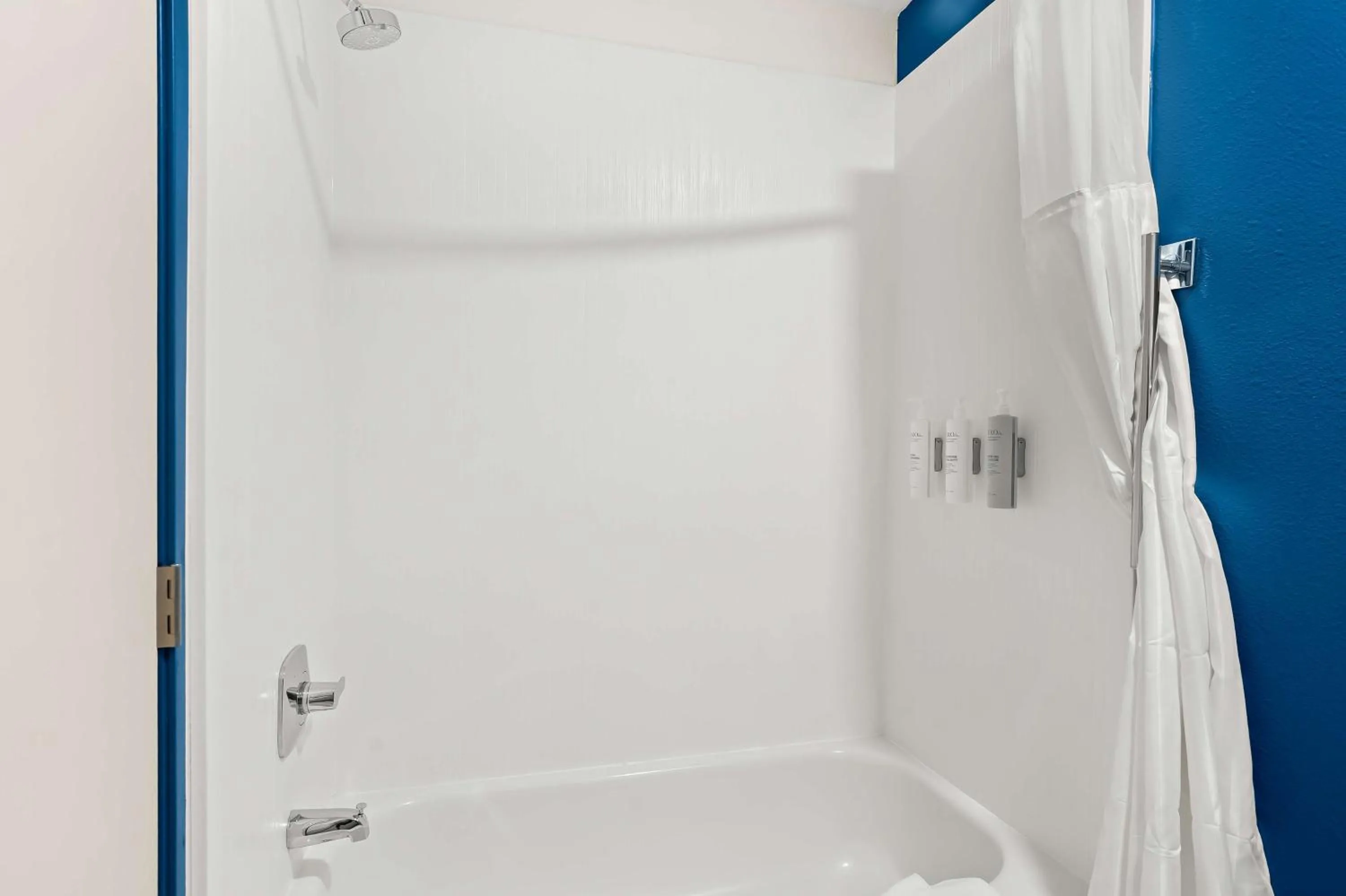 Bathroom in Spark By Hilton Moline Quad Cities