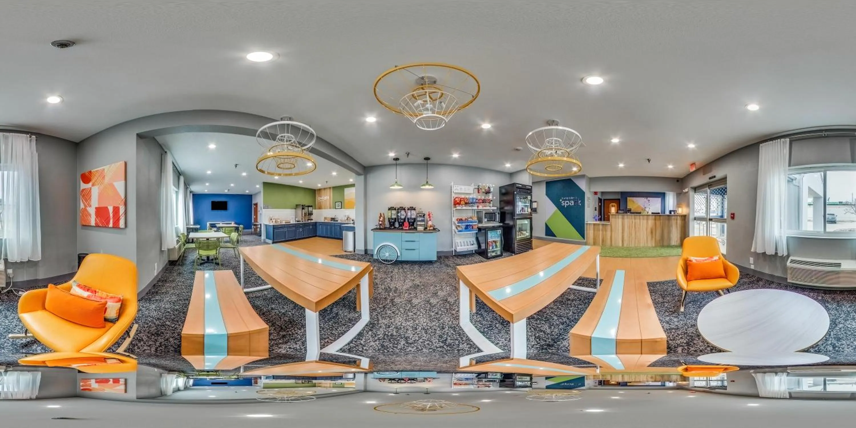 Lobby or reception in Spark By Hilton Moline Quad Cities