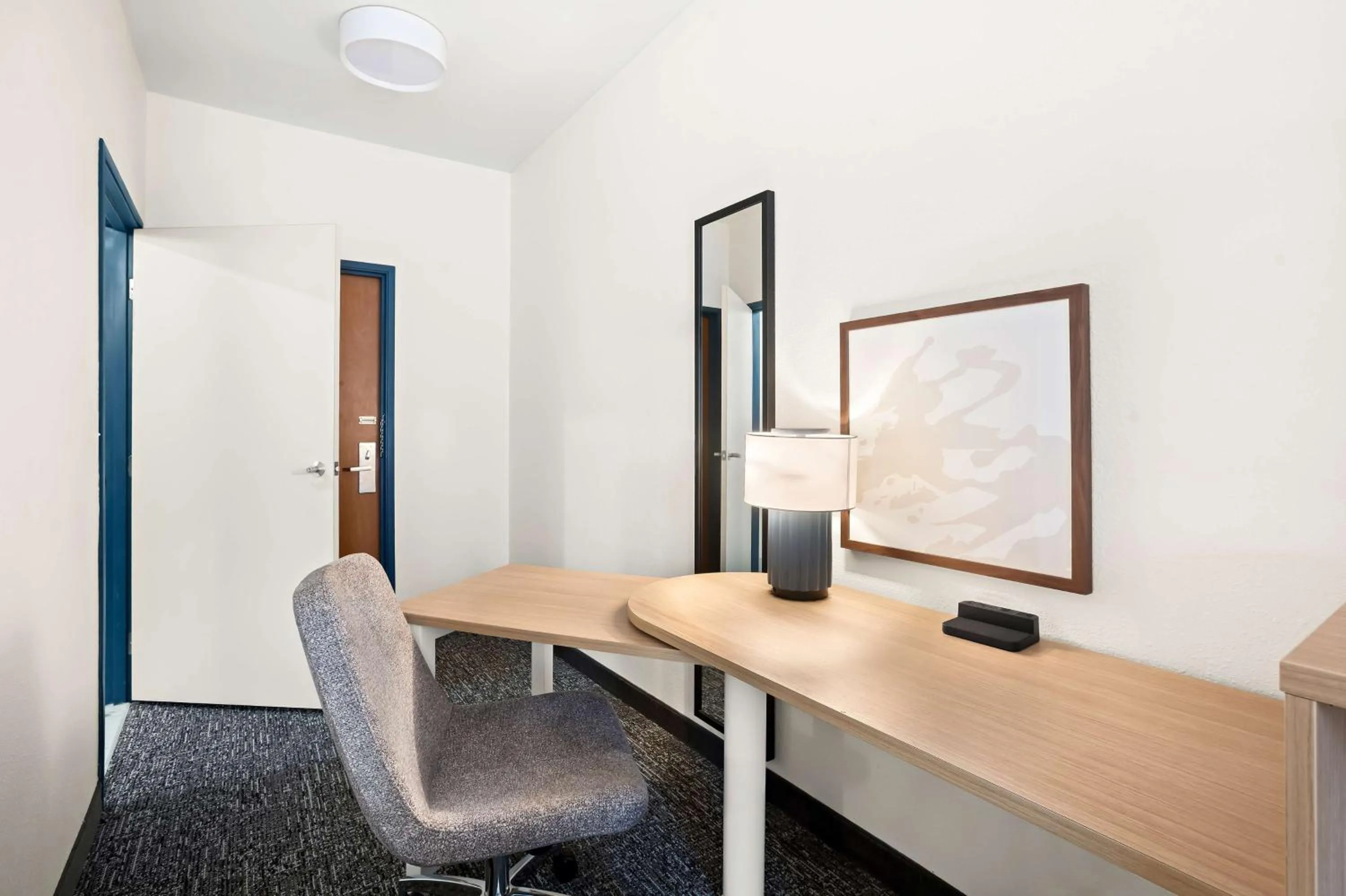 Bedroom in Spark By Hilton Moline Quad Cities