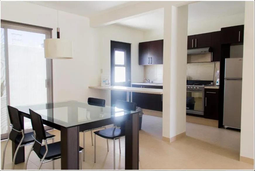 Kitchen or kitchenette in Redwood Villas Zona Industrial San Luis Potosi