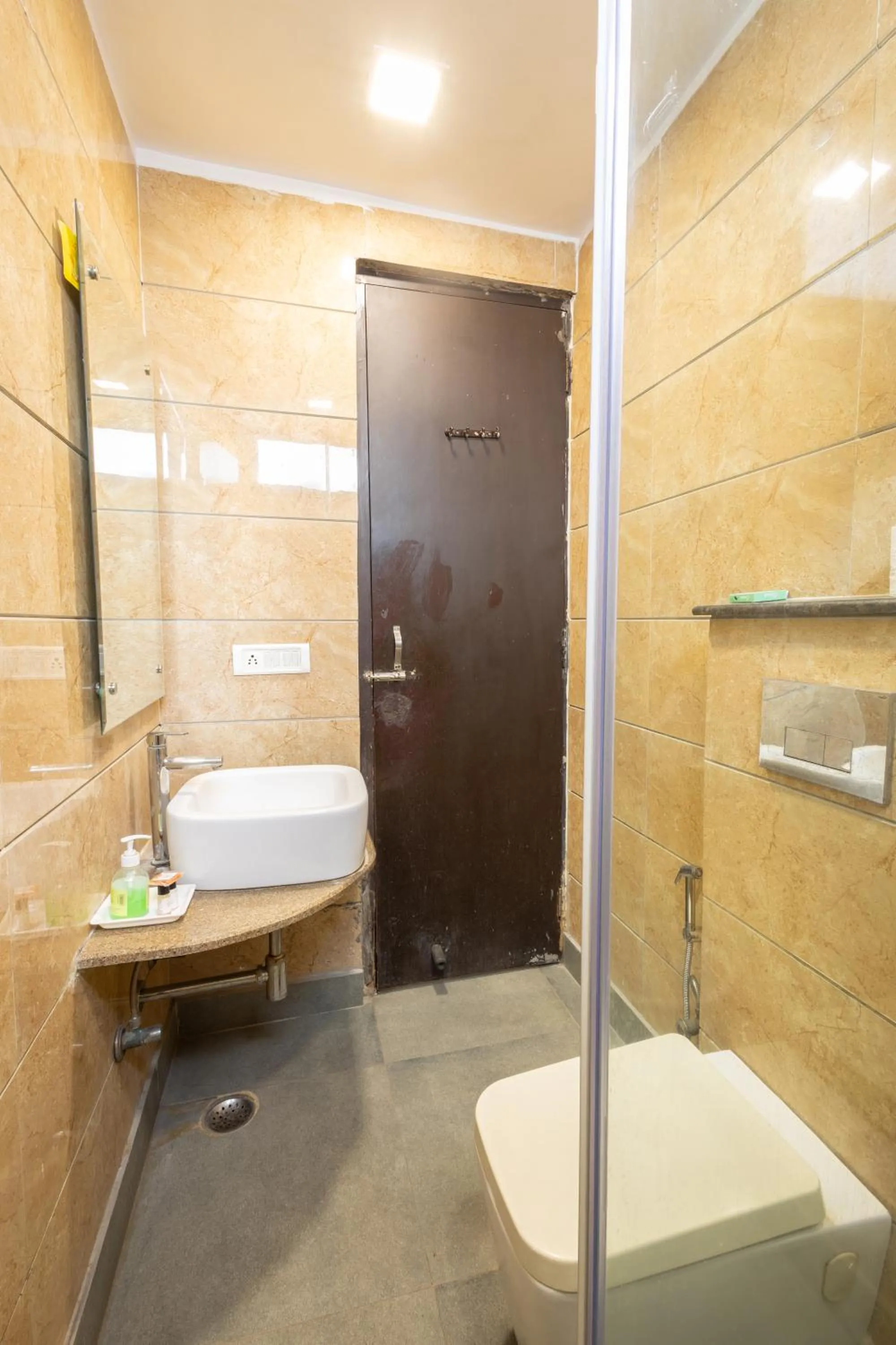 Shower in Hotel Gold Souk - Karol Bagh