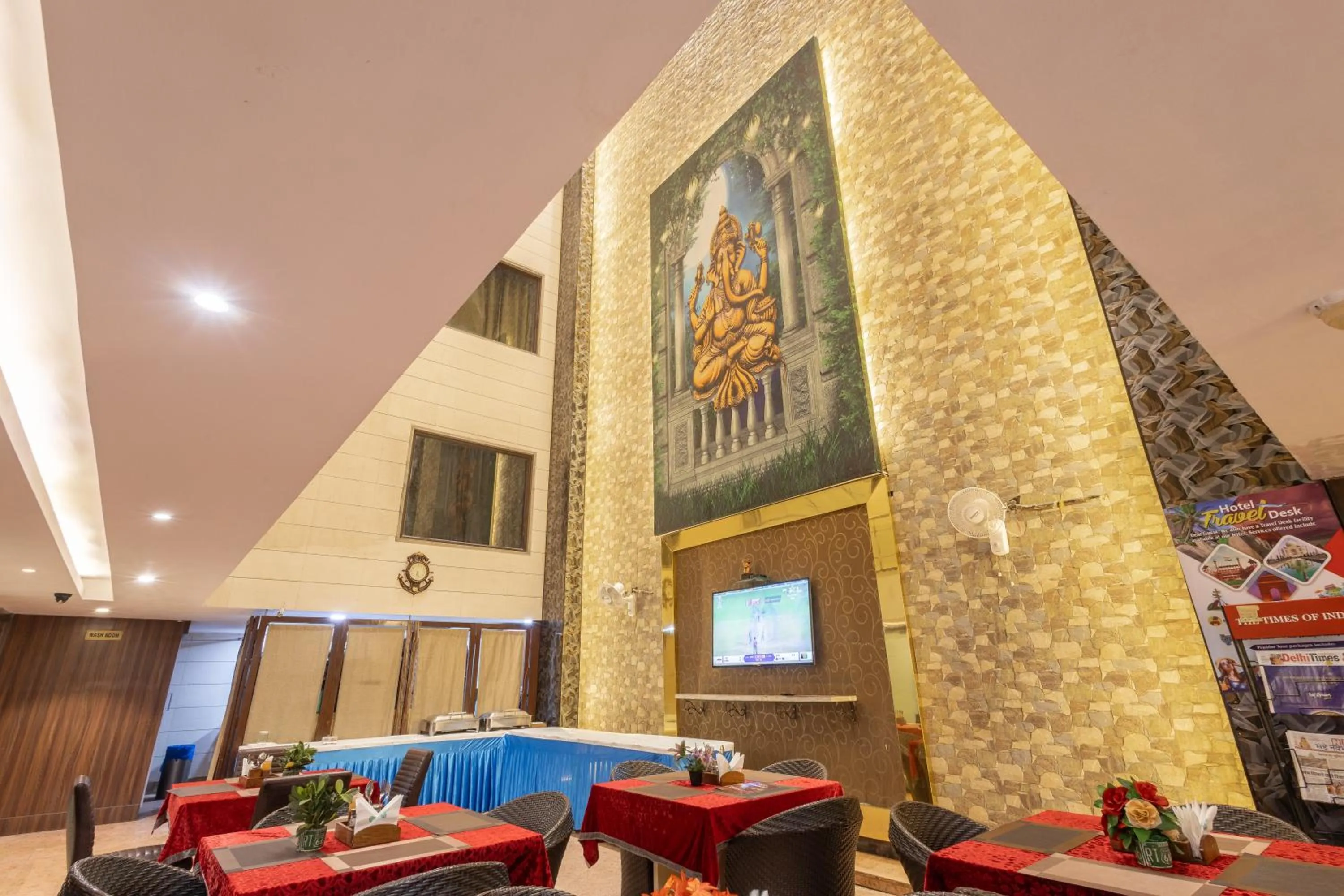 Property building in Hotel Gold Souk - Karol Bagh