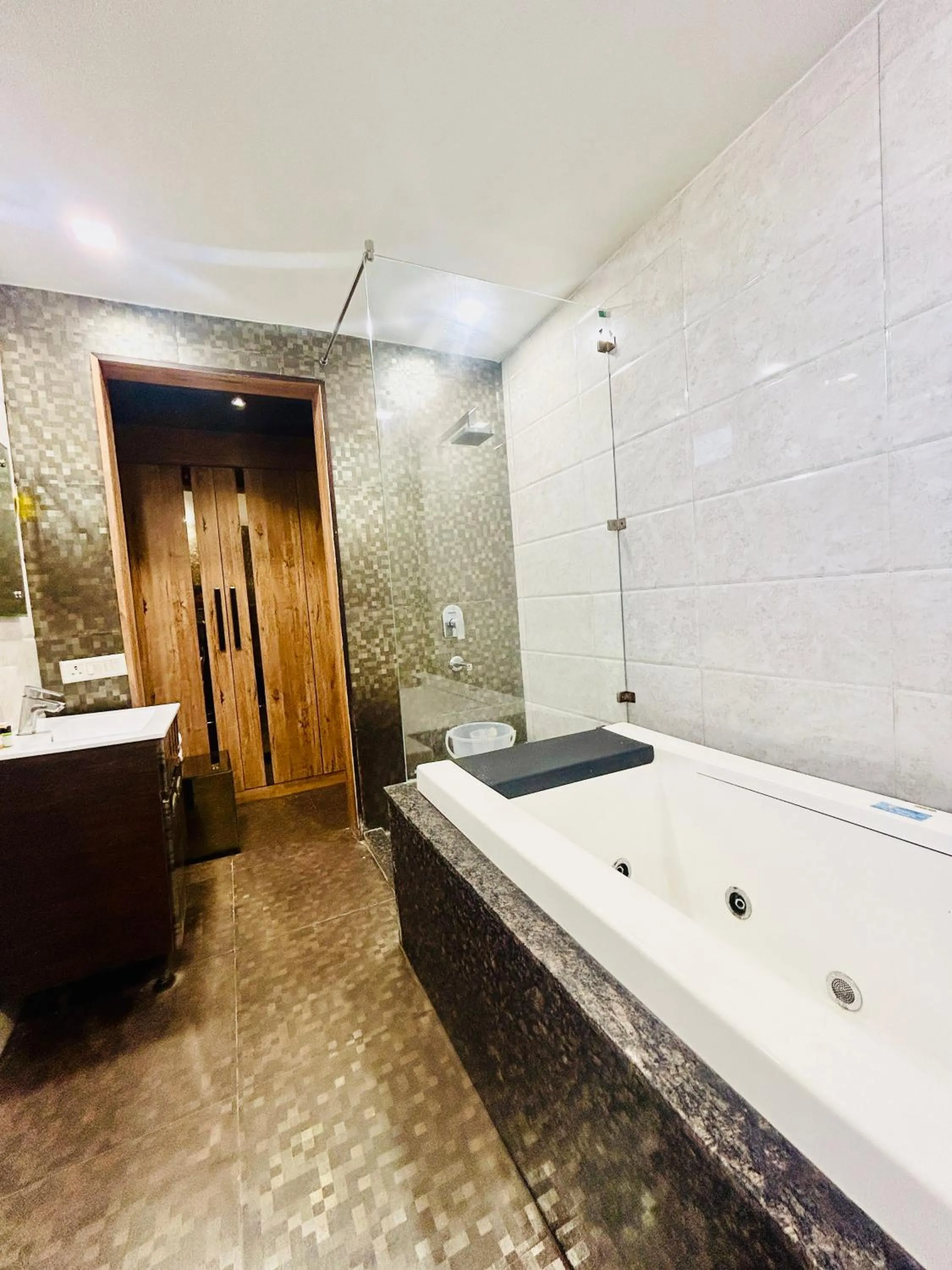 Bathroom in Hotel Gold Souk - Karol Bagh
