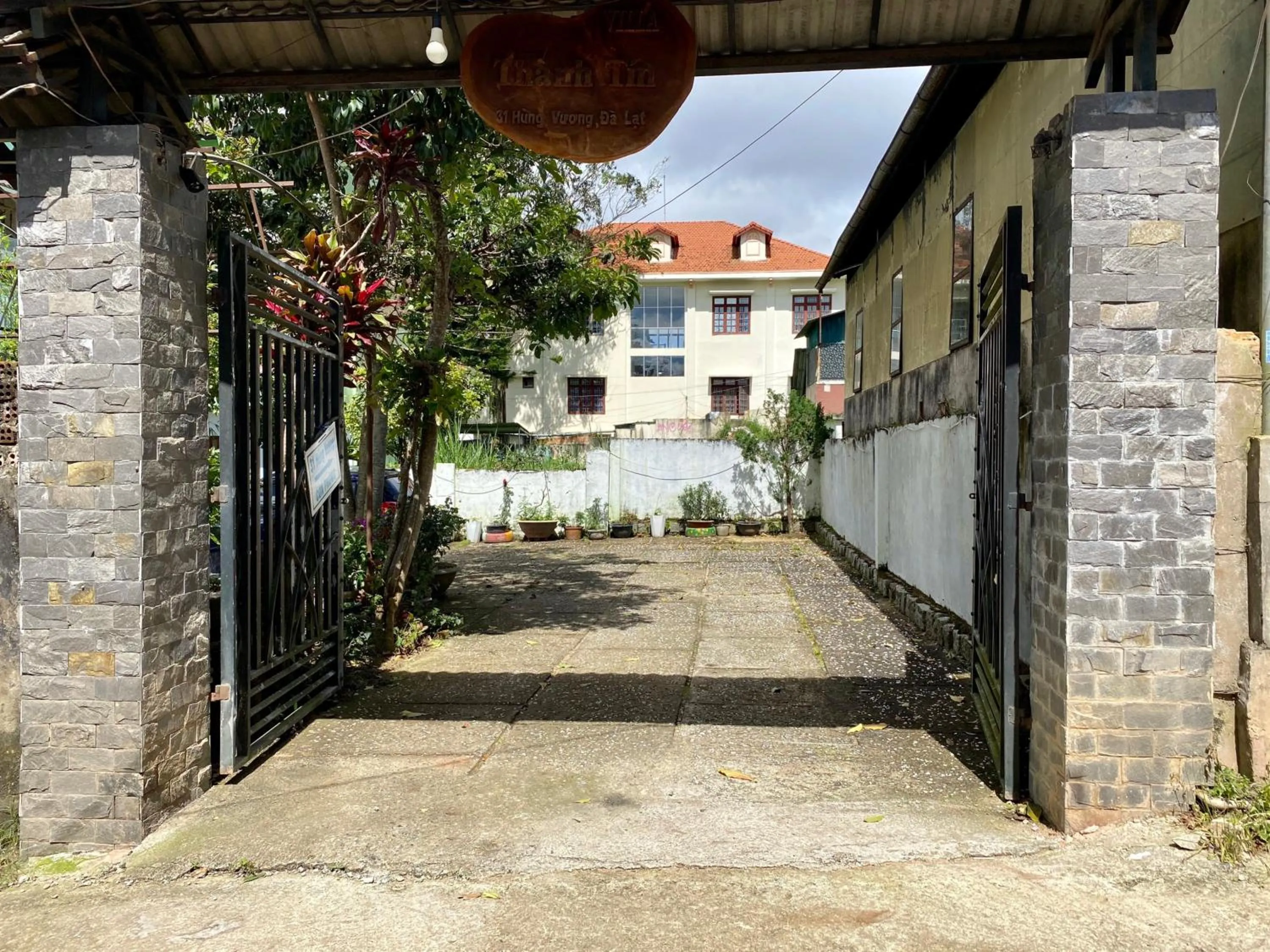 Facade/entrance in Thanh Tin Hotel Dalat