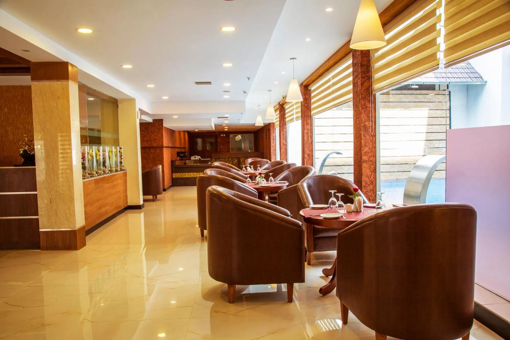 Restaurant/places to eat in Hill Palace Hotel & Spa