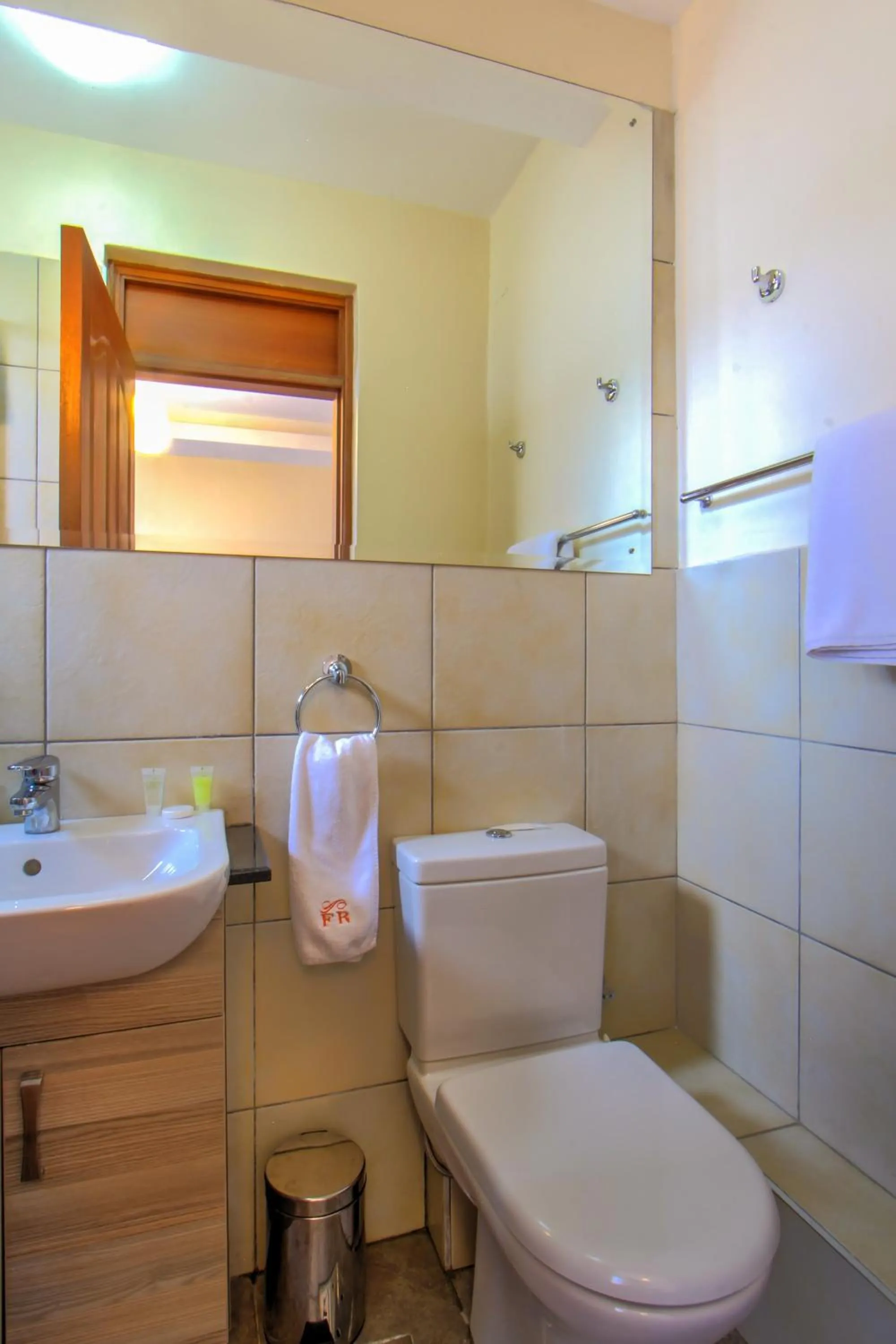 Toilet in Fedha Residences by Trianum