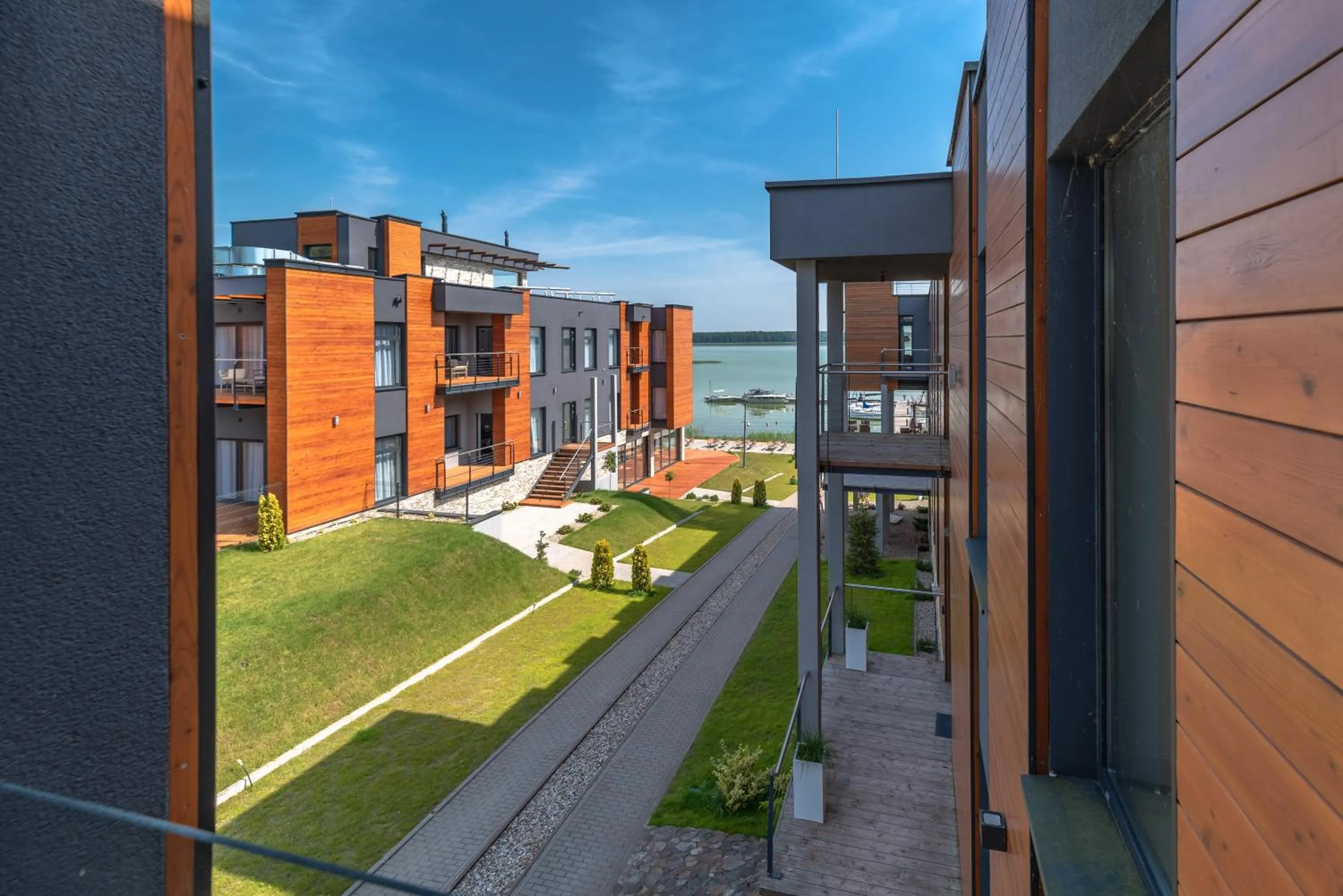 Property building in Marina Nawigator