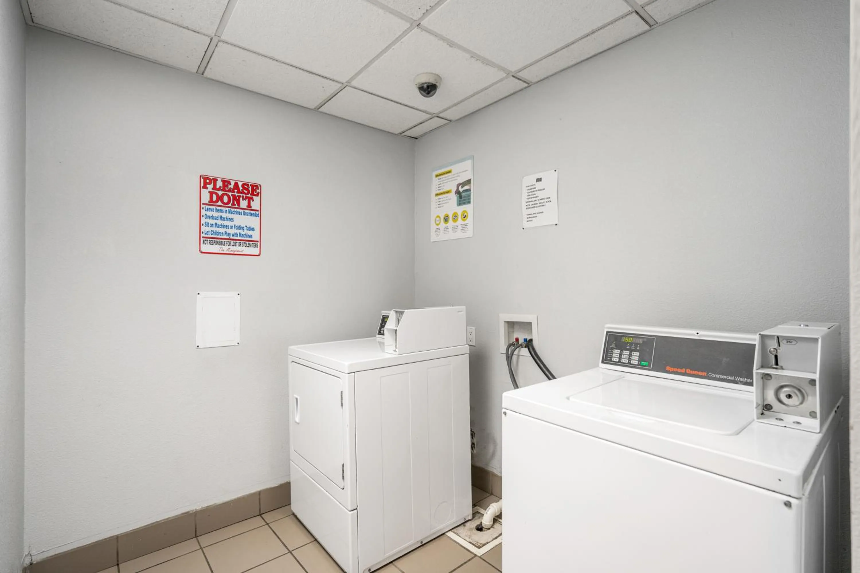 laundry in Studio 6 Augusta, GA