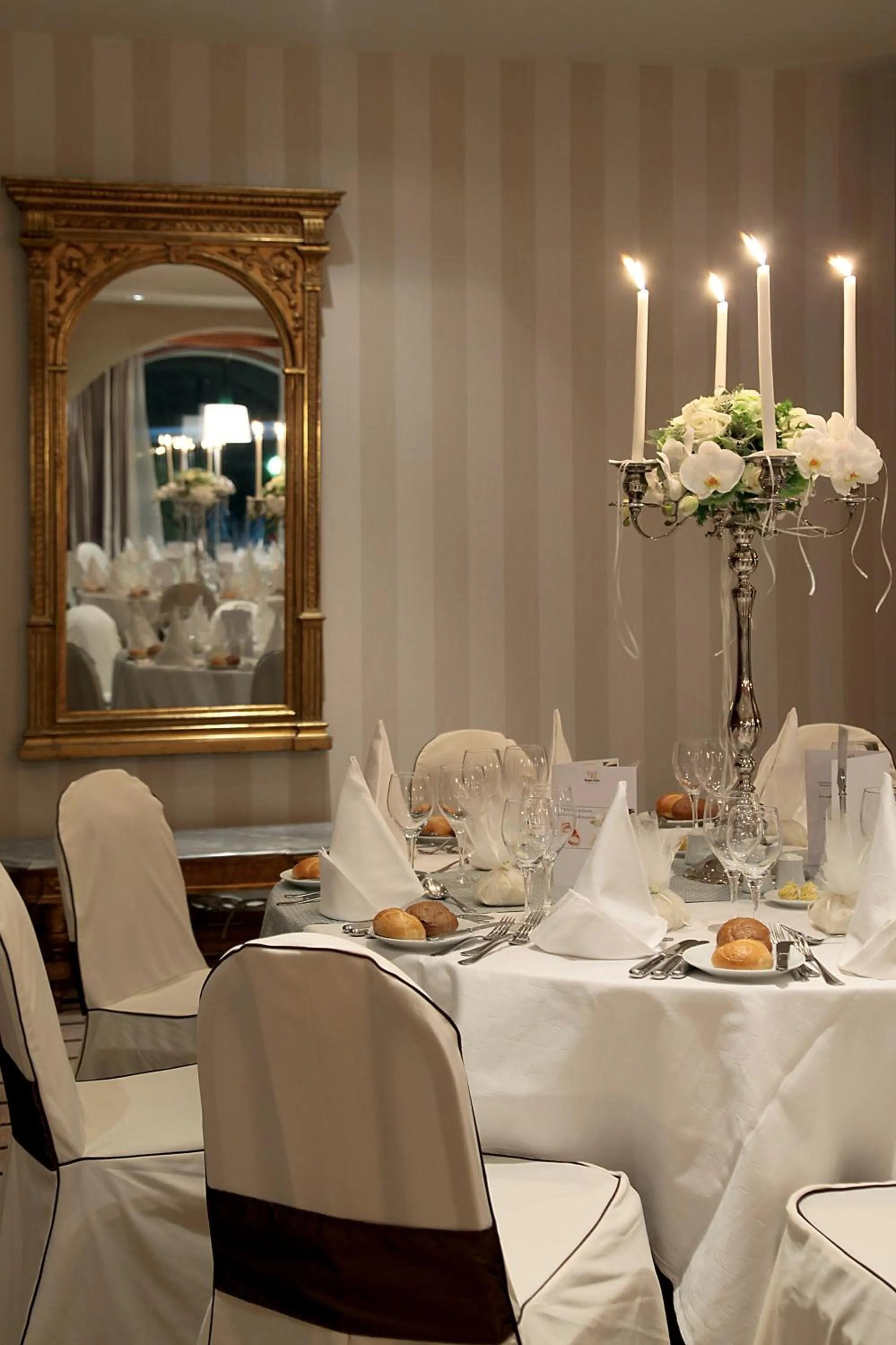 Banquet/Function facilities in Rodos Park