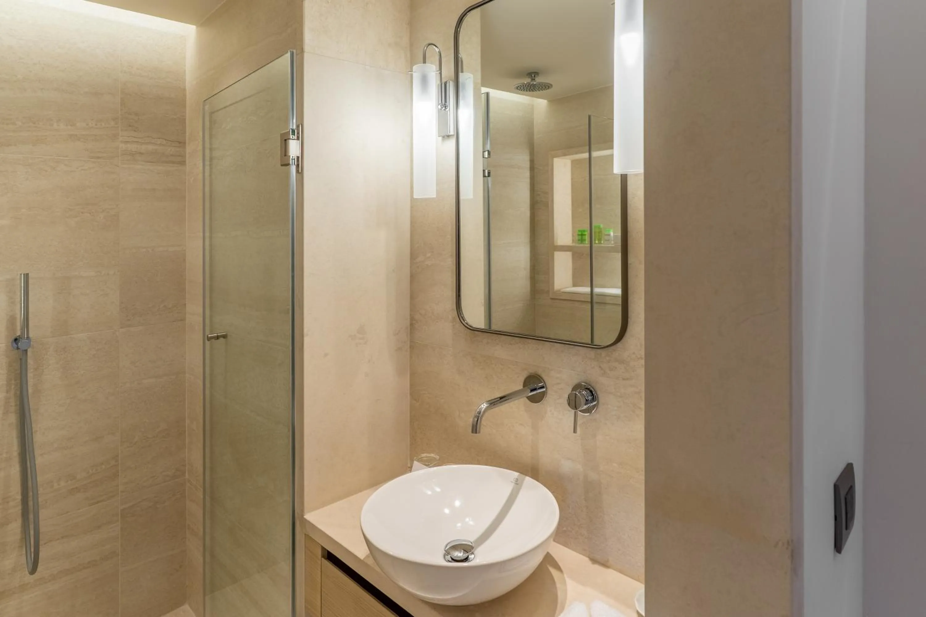 Bathroom in Rodos Park