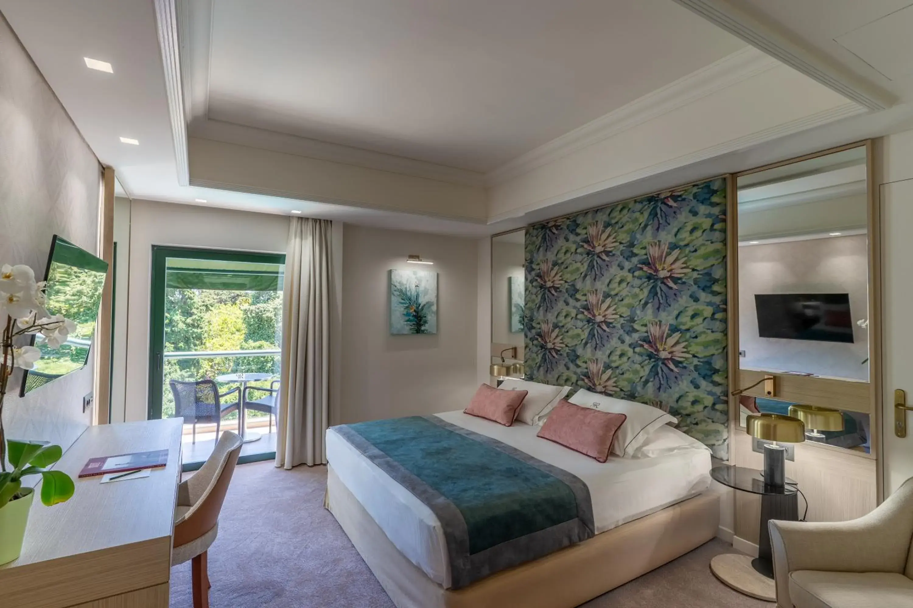 Premium Deluxe Double Room in Rodos Park Premium Deluxe Double Room in Rodos Park