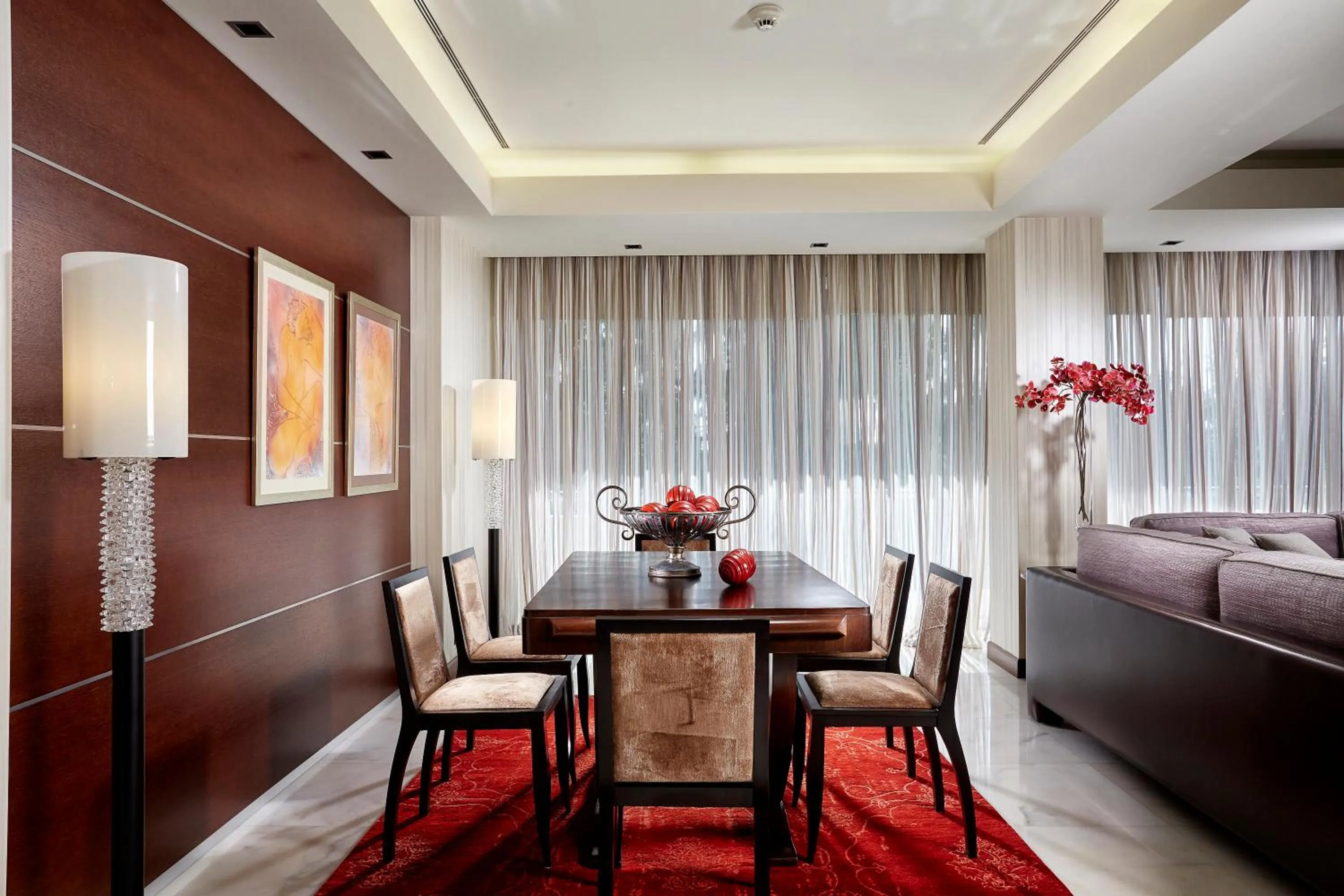 Dining area in Rodos Park