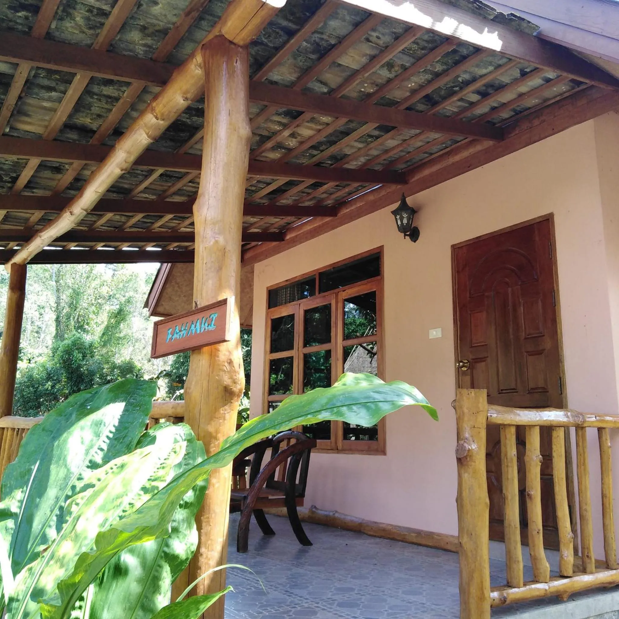 At Home Chiang Dao, Pooch Lovers