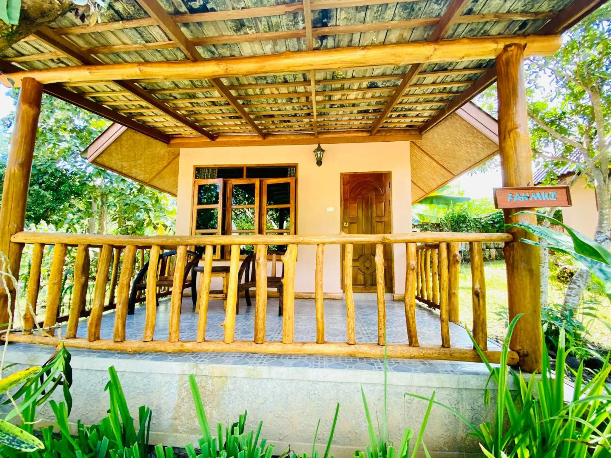 At Home Chiang Dao, Pooch Lovers