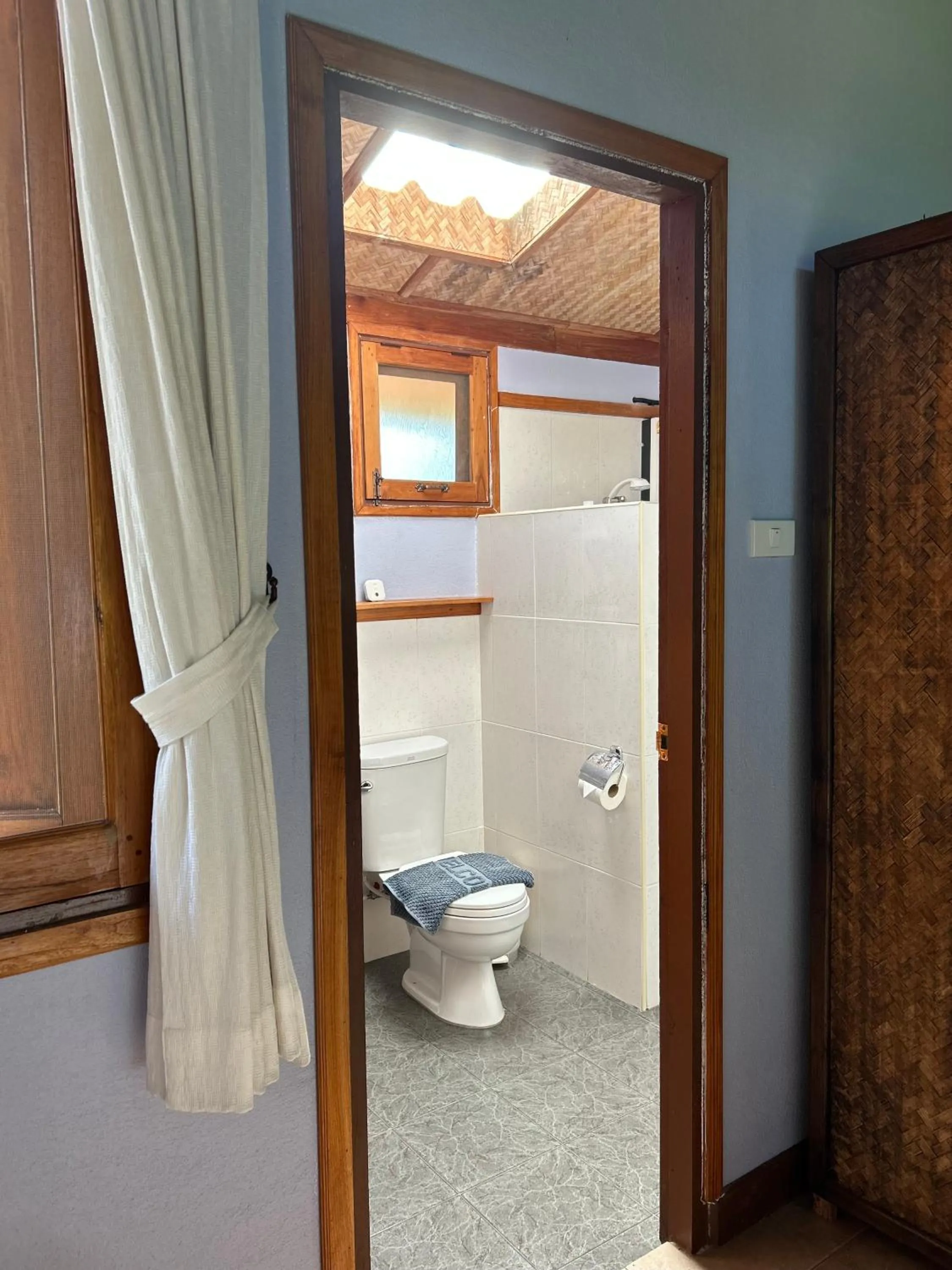 At Home Chiang Dao, Pooch Lovers