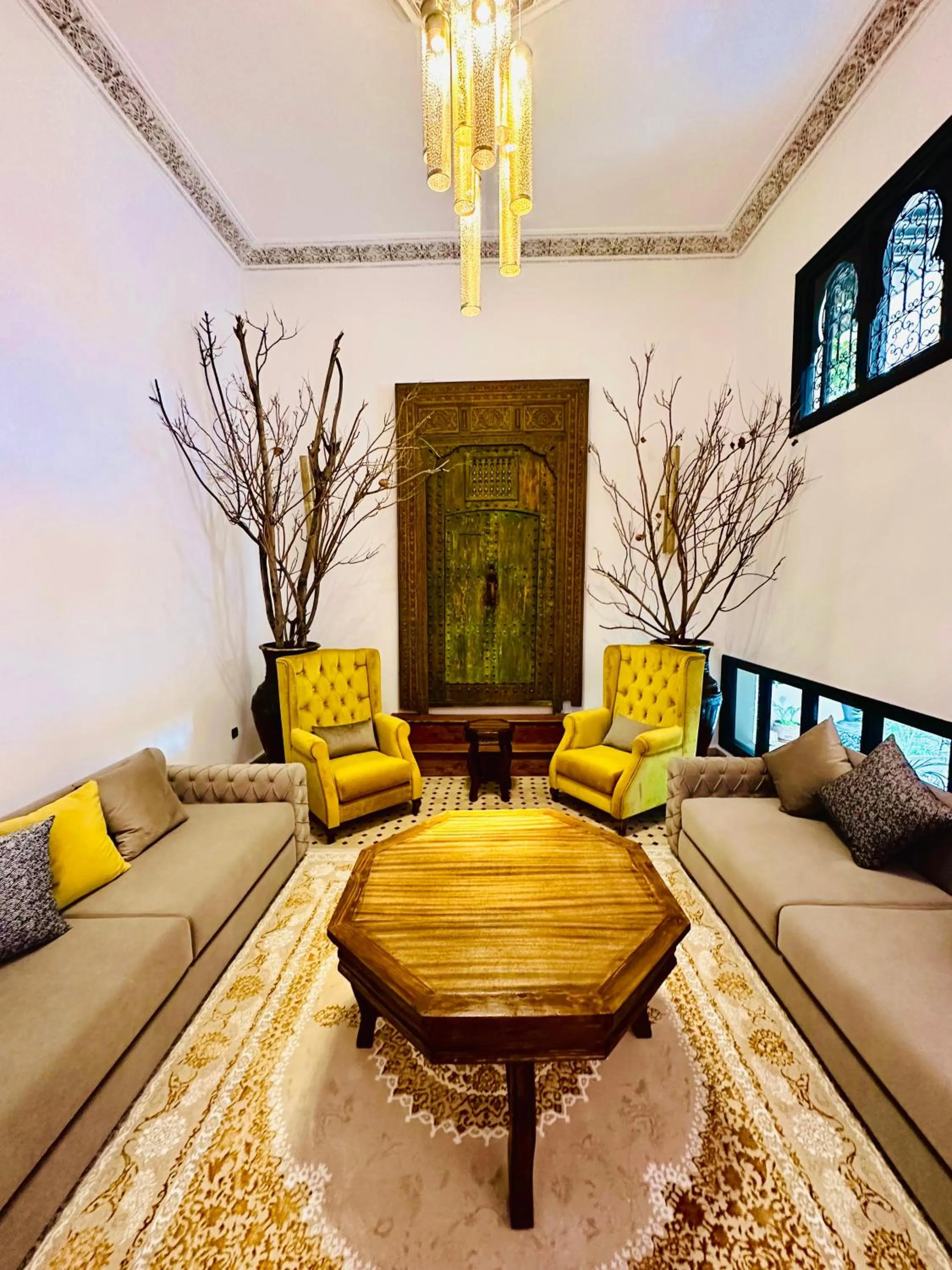 Communal lounge/ TV room in Riad Soir De Marrakech