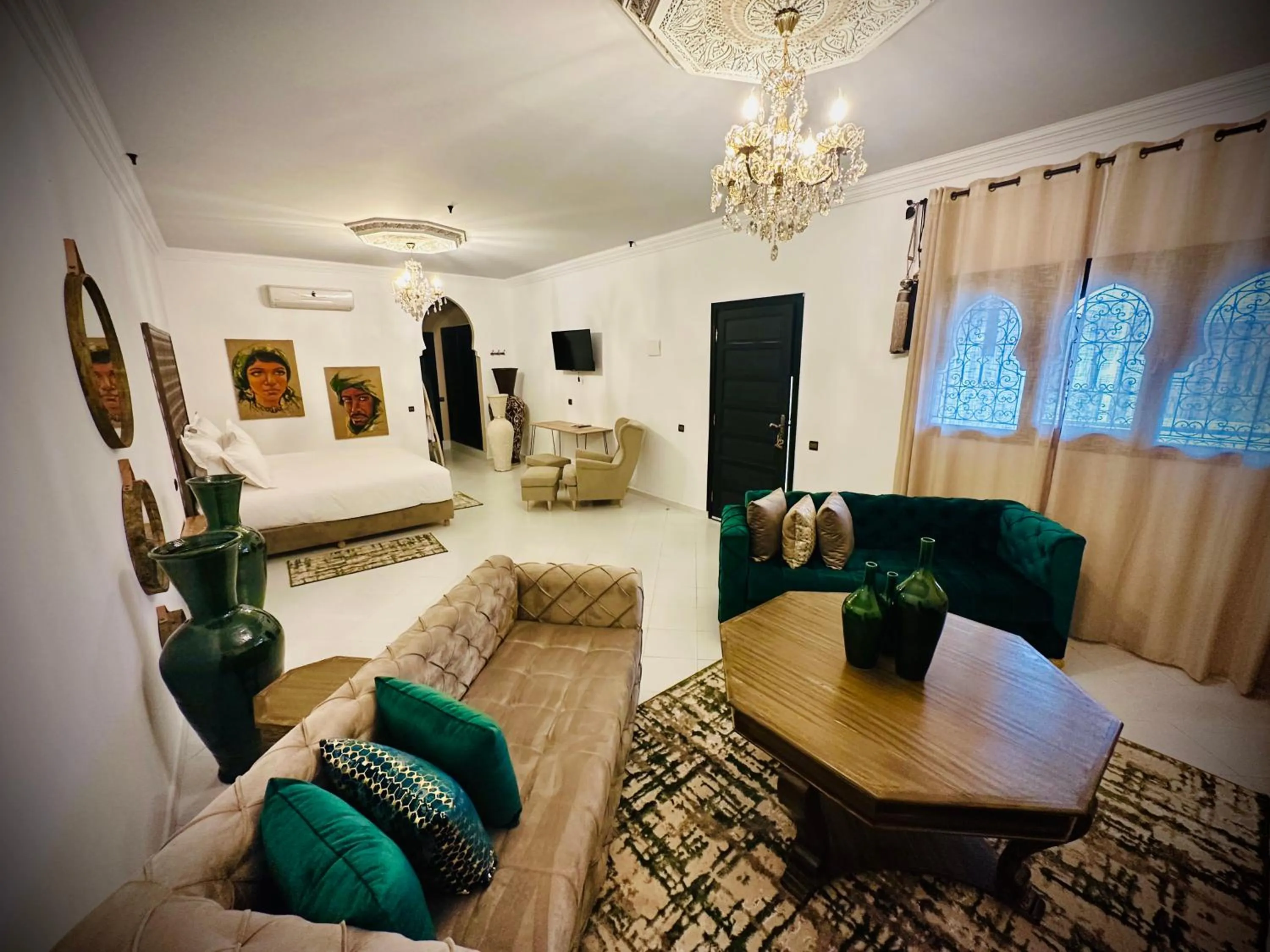 Photo of the whole room in Riad Soir De Marrakech