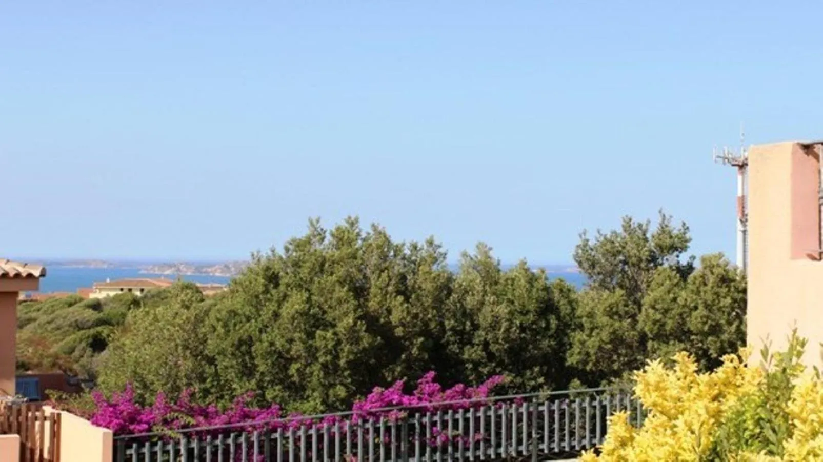 Balcony/Terrace in Residence Floreal