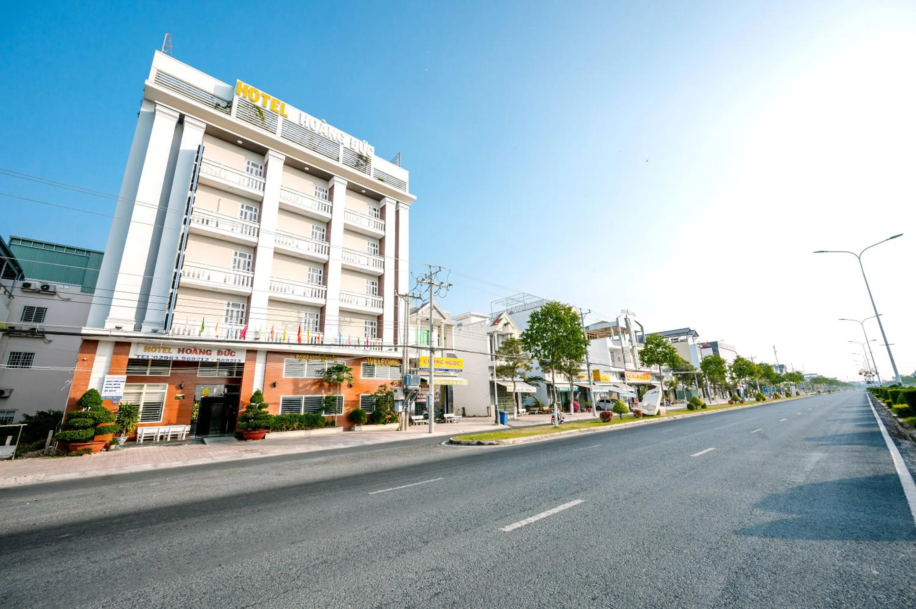 Property building in Hoang Duc Hotel