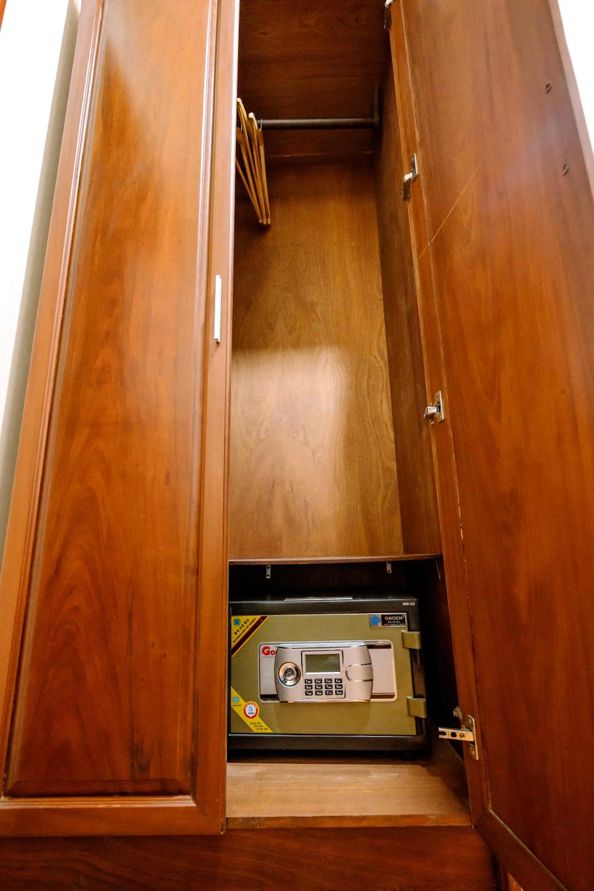 Seating area in Hoang Duc Hotel