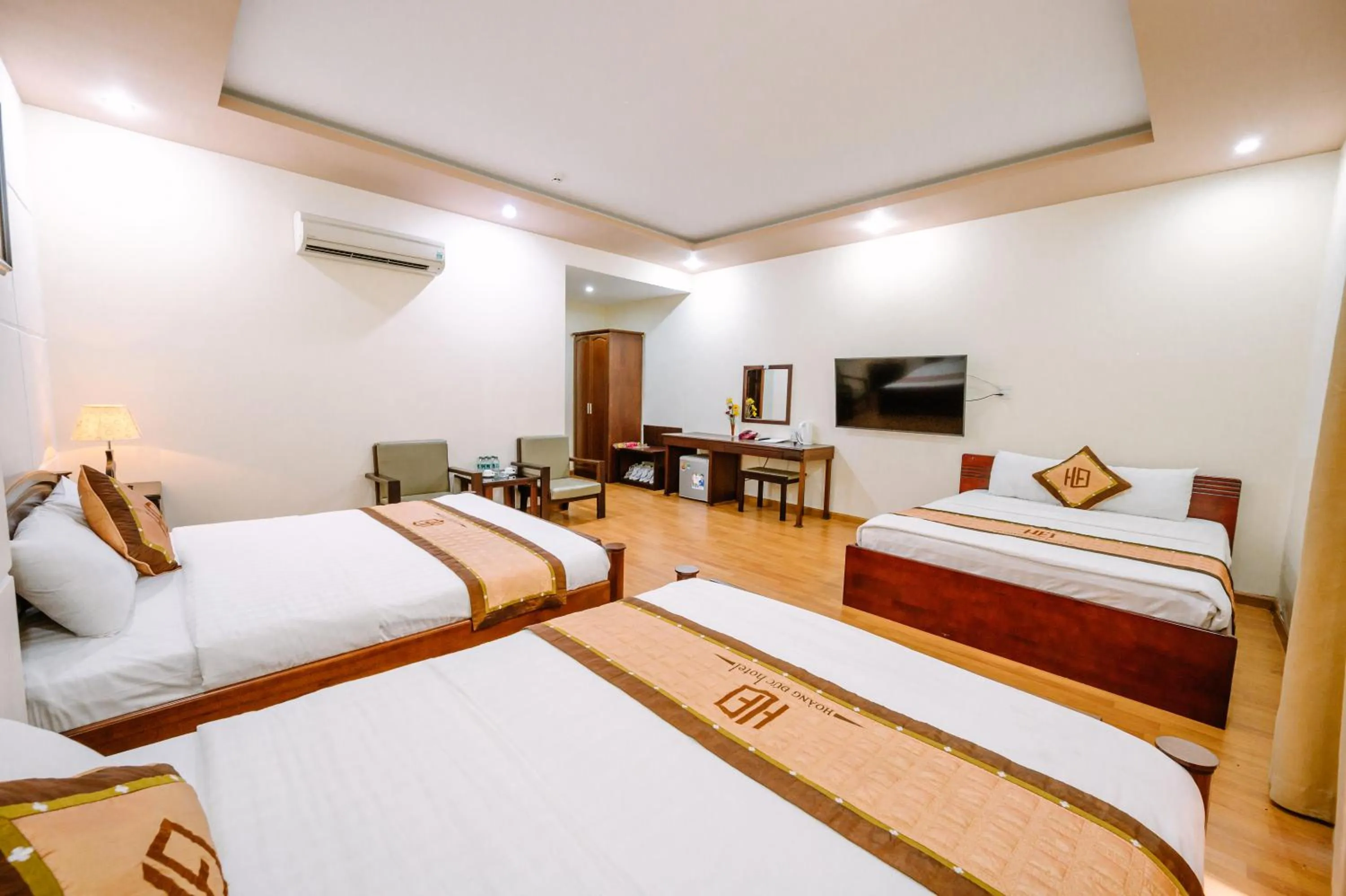 Bed in Hoang Duc Hotel