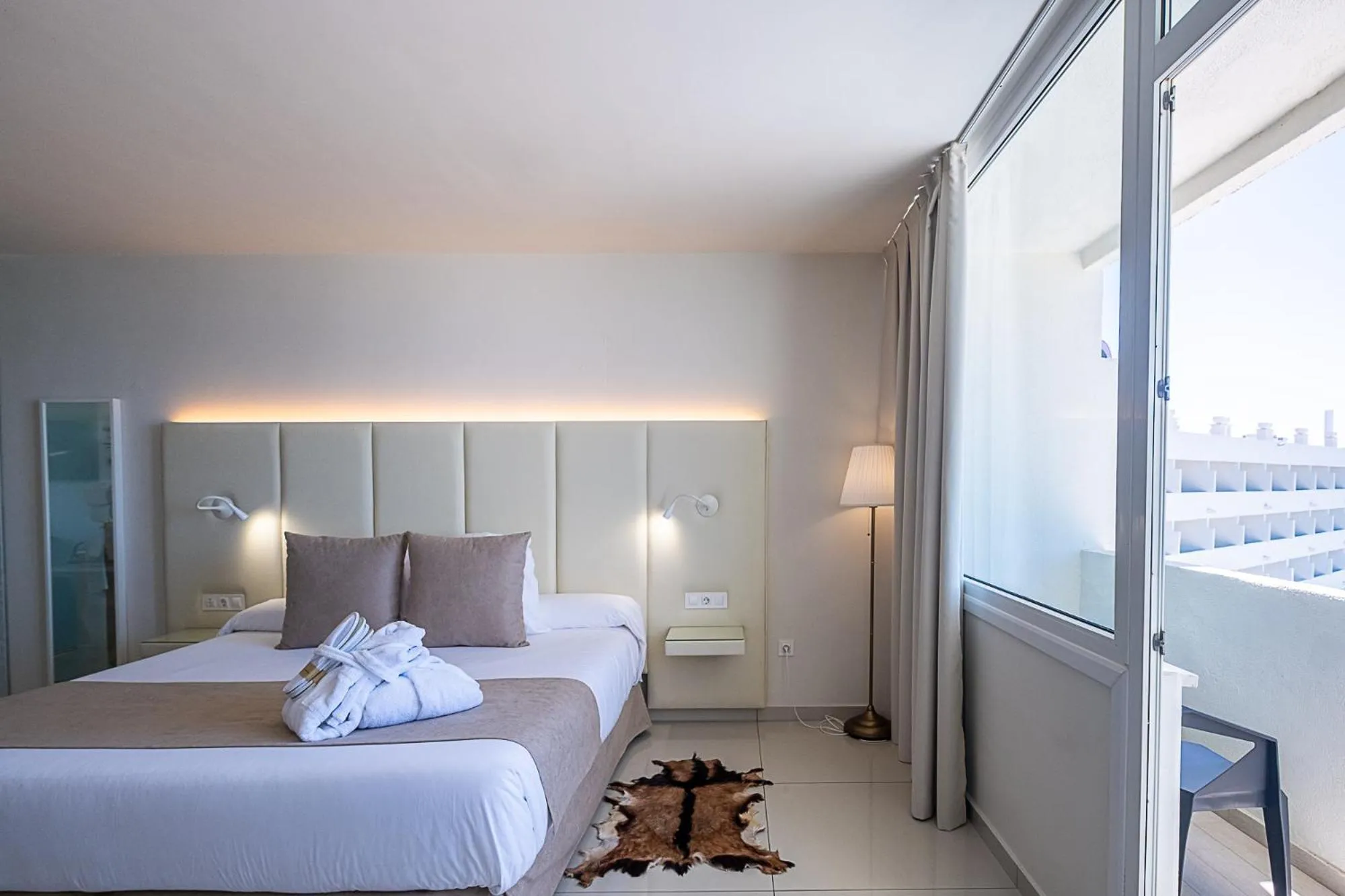 Bed in ON Hotels Oceanfront Adults Designed